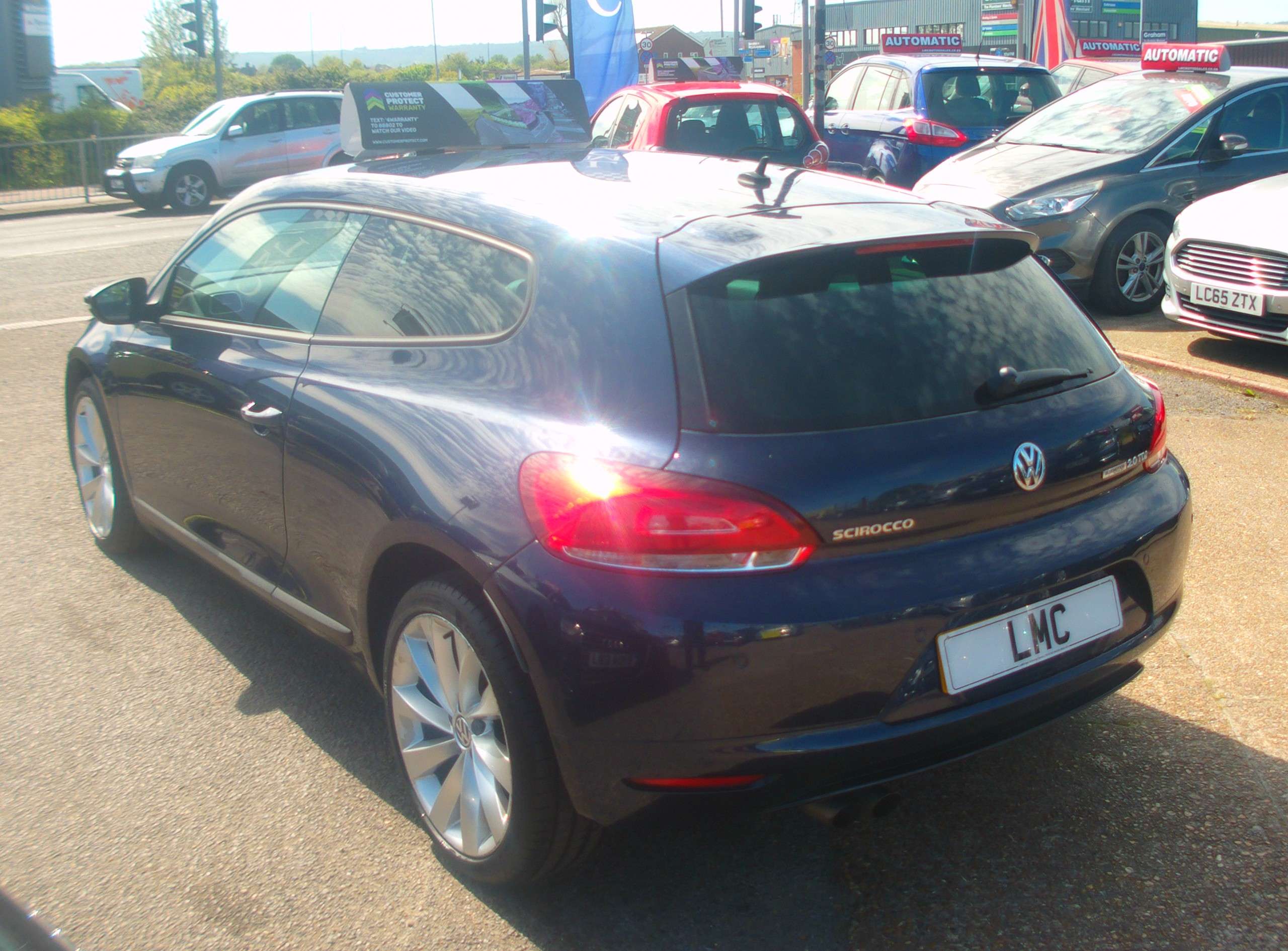 A 2011 VOLKSWAGEN SCIROCCO 2.0 TDI BlueMotion Tech GT Hatchback 3dr Diesel Manual (s/s) A 2011 VOLKSWAGEN SCIROCCO 2.0 TDI BlueMotion Tech GT Hatchback 3dr Diesel Manual (s/s)