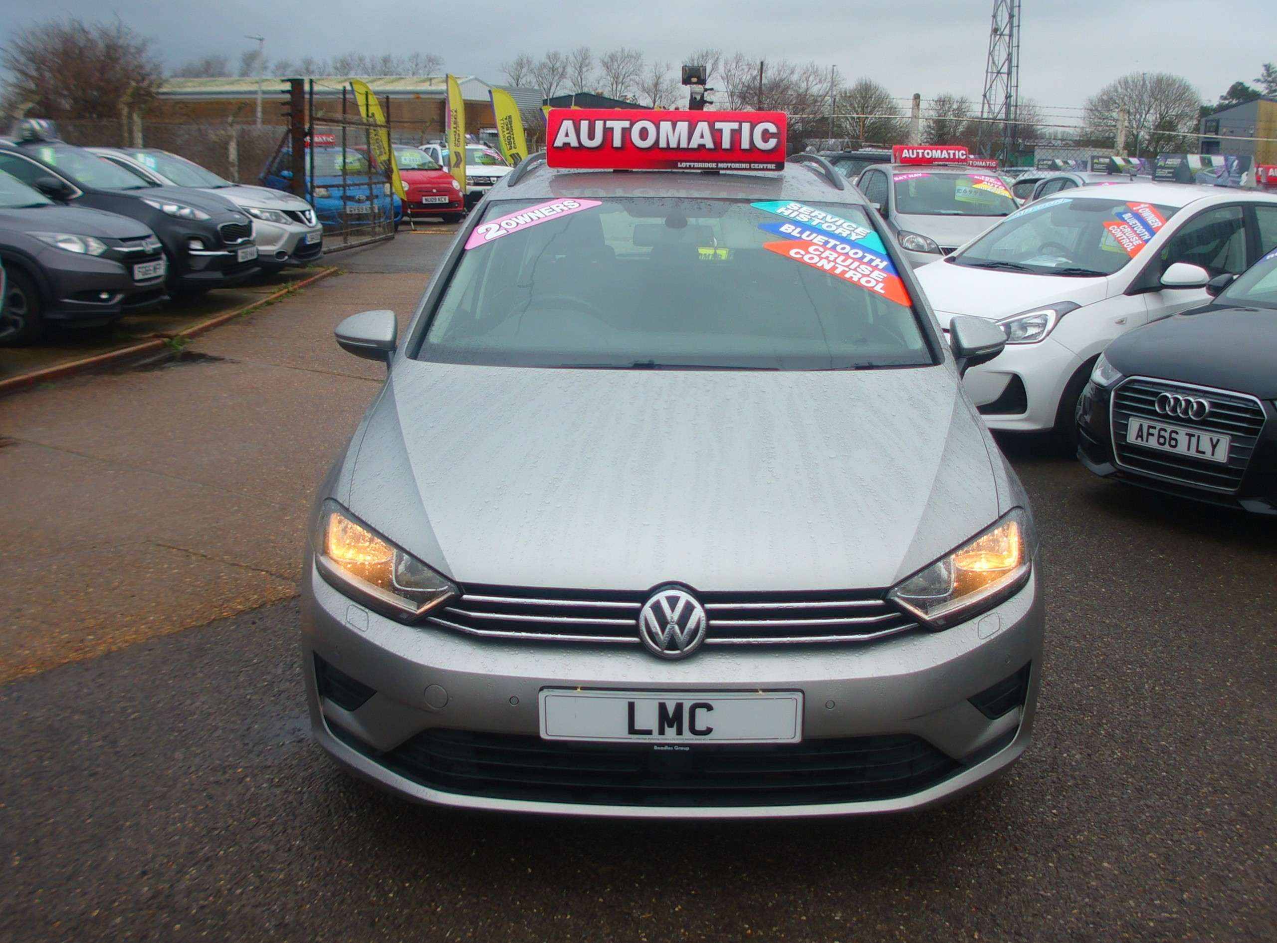 A 2016 VOLKSWAGEN GOLF SV Automatic 1.4 TSI BlueMotion Tech SE MPV 5dr Petrol DSG Euro 6 (s/s) A 2016 VOLKSWAGEN GOLF SV Automatic 1.4 TSI BlueMotion Tech SE MPV 5dr Petrol DSG Euro 6 (s/s)