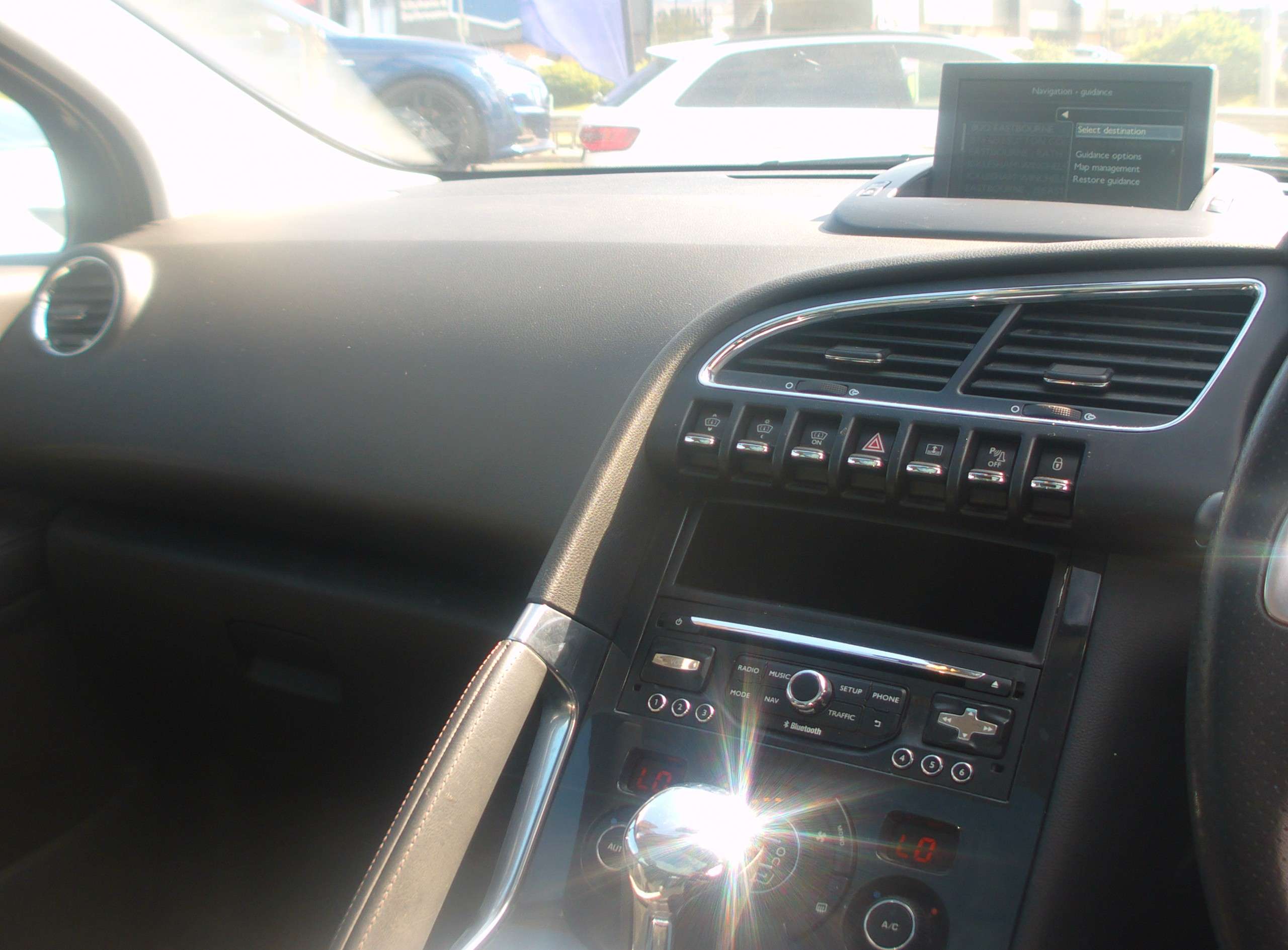 2014 PEUGEOT 3008 2014 PEUGEOT 3008