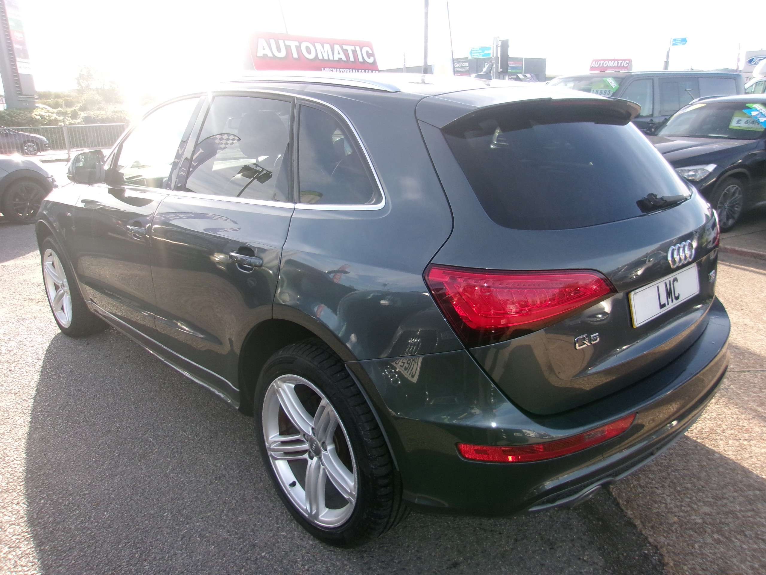 A 2013 AUDI Q5 Automatic 2.0 TDI S line Plus SUV 5dr Diesel S Tronic quattro Euro 5 (s/s) (177 ps) A 2013 AUDI Q5 Automatic 2.0 TDI S line Plus SUV 5dr Diesel S Tronic quattro Euro 5 (s/s) (177 ps)