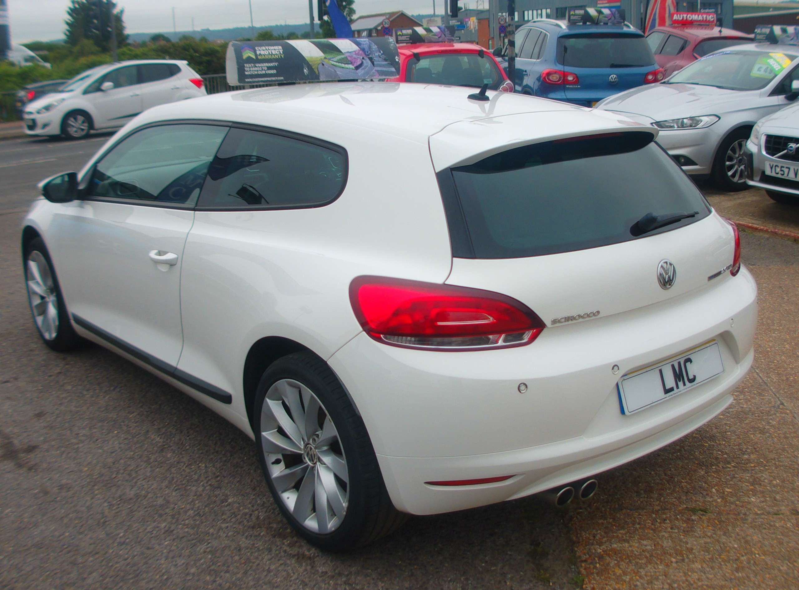 A 2011 VOLKSWAGEN SCIROCCO 2.0 TDI BlueMotion Tech GT Hatchback 3dr Diesel Manual (s/s) (140 ps) A 2011 VOLKSWAGEN SCIROCCO 2.0 TDI BlueMotion Tech GT Hatchback 3dr Diesel Manual (s/s) (140 ps)
