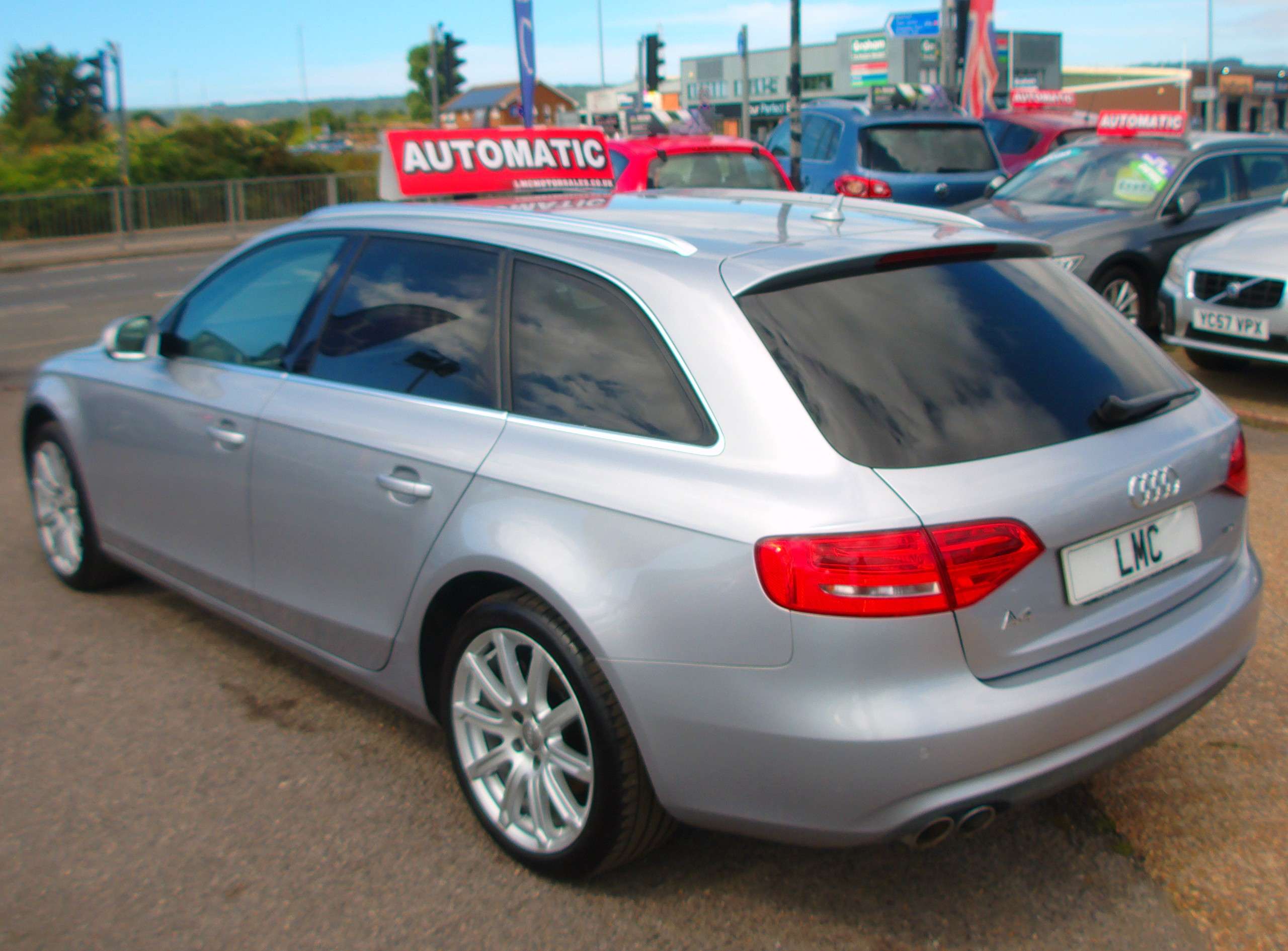 A 2014 AUDI A4 AUTOMATIC 2.0 177 AVANT TDI SE TECHNIK 5-Door A 2014 AUDI A4 AUTOMATIC 2.0 177 AVANT TDI SE TECHNIK 5-Door