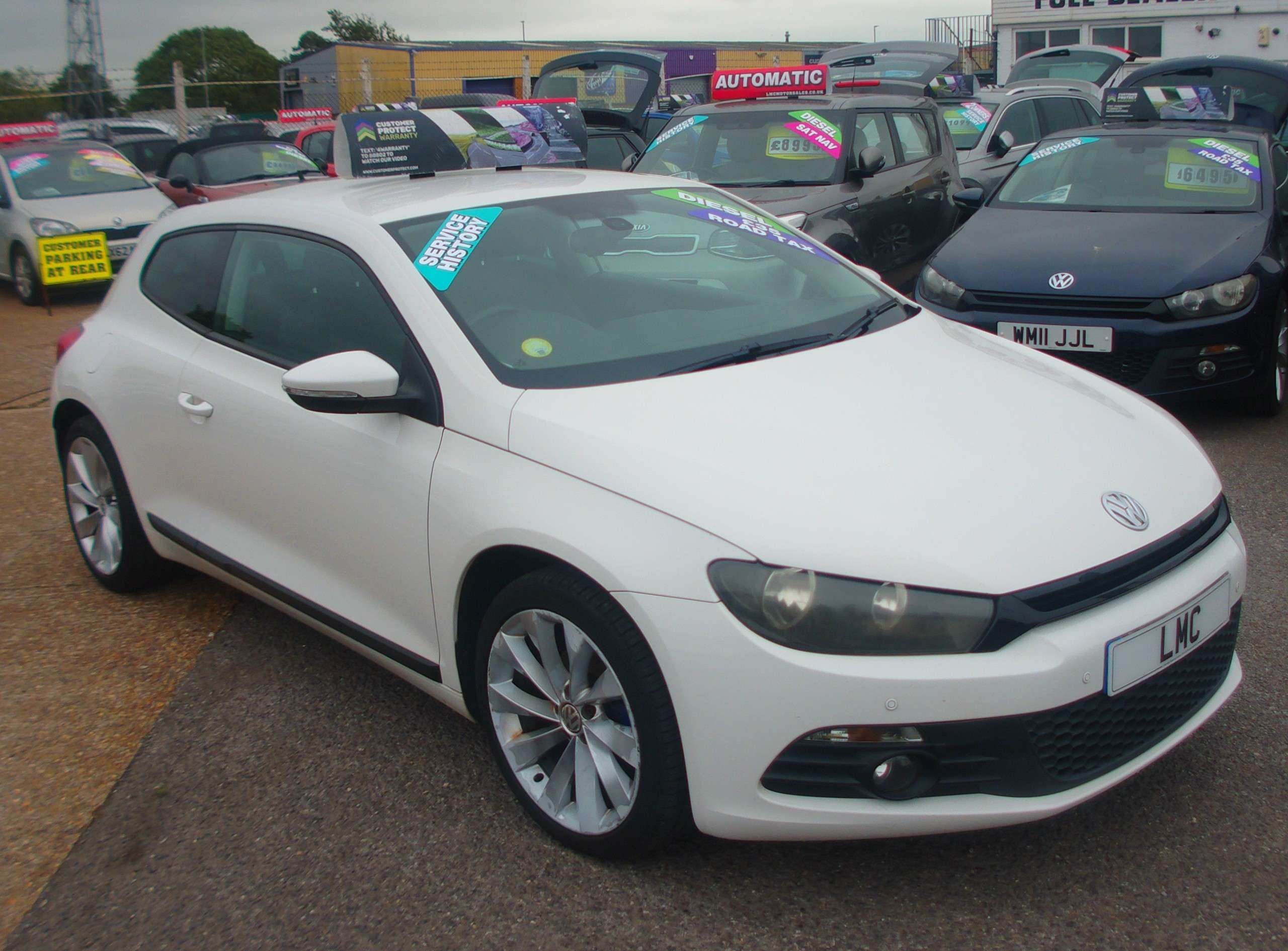 A 2011 VOLKSWAGEN SCIROCCO 2.0 TDI BlueMotion Tech GT Hatchback 3dr Diesel Manual (s/s) (140 ps) A 2011 VOLKSWAGEN SCIROCCO 2.0 TDI BlueMotion Tech GT Hatchback 3dr Diesel Manual (s/s) (140 ps)