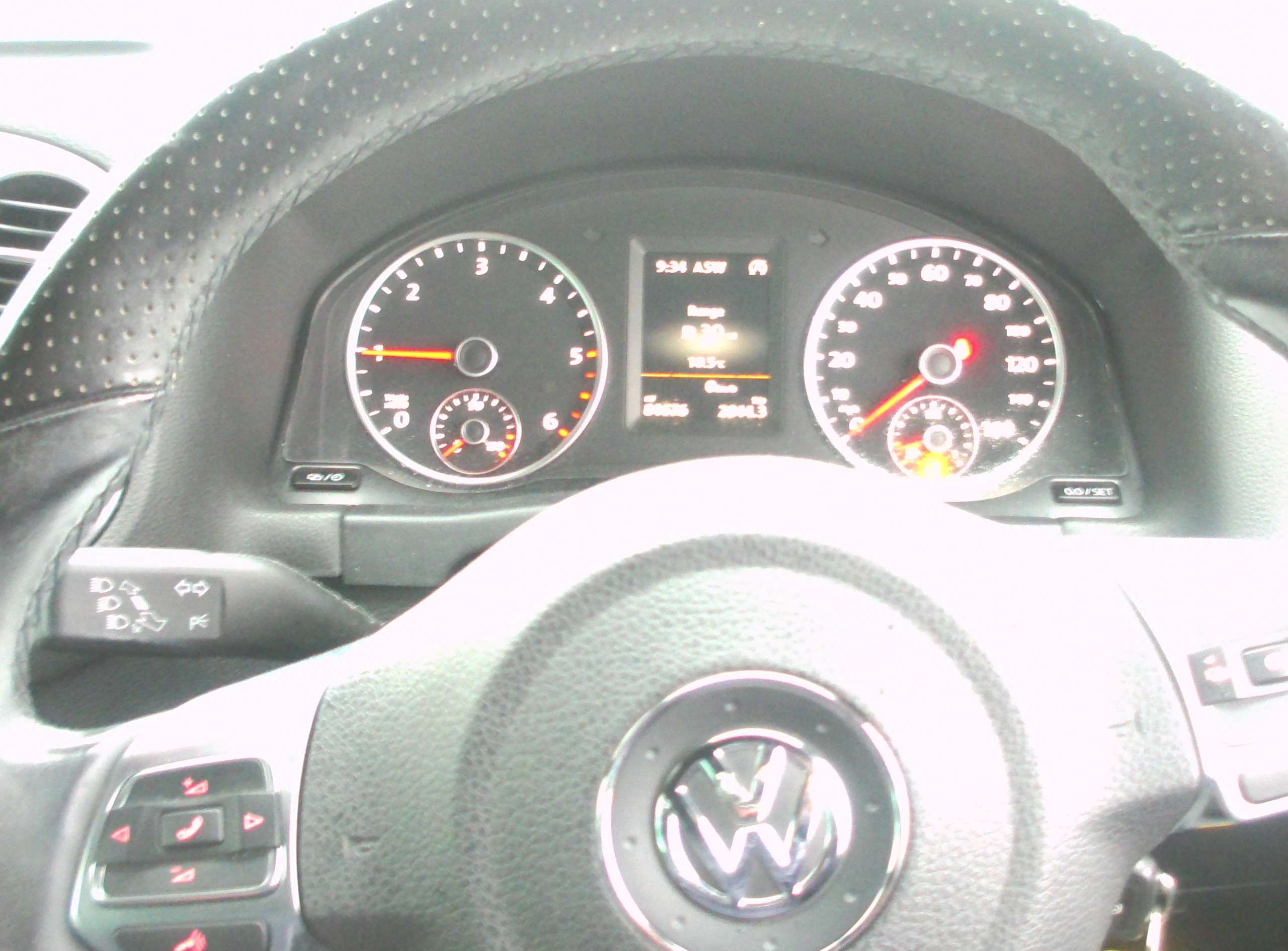 2015 VOLKSWAGEN TIGUAN 2015 VOLKSWAGEN TIGUAN