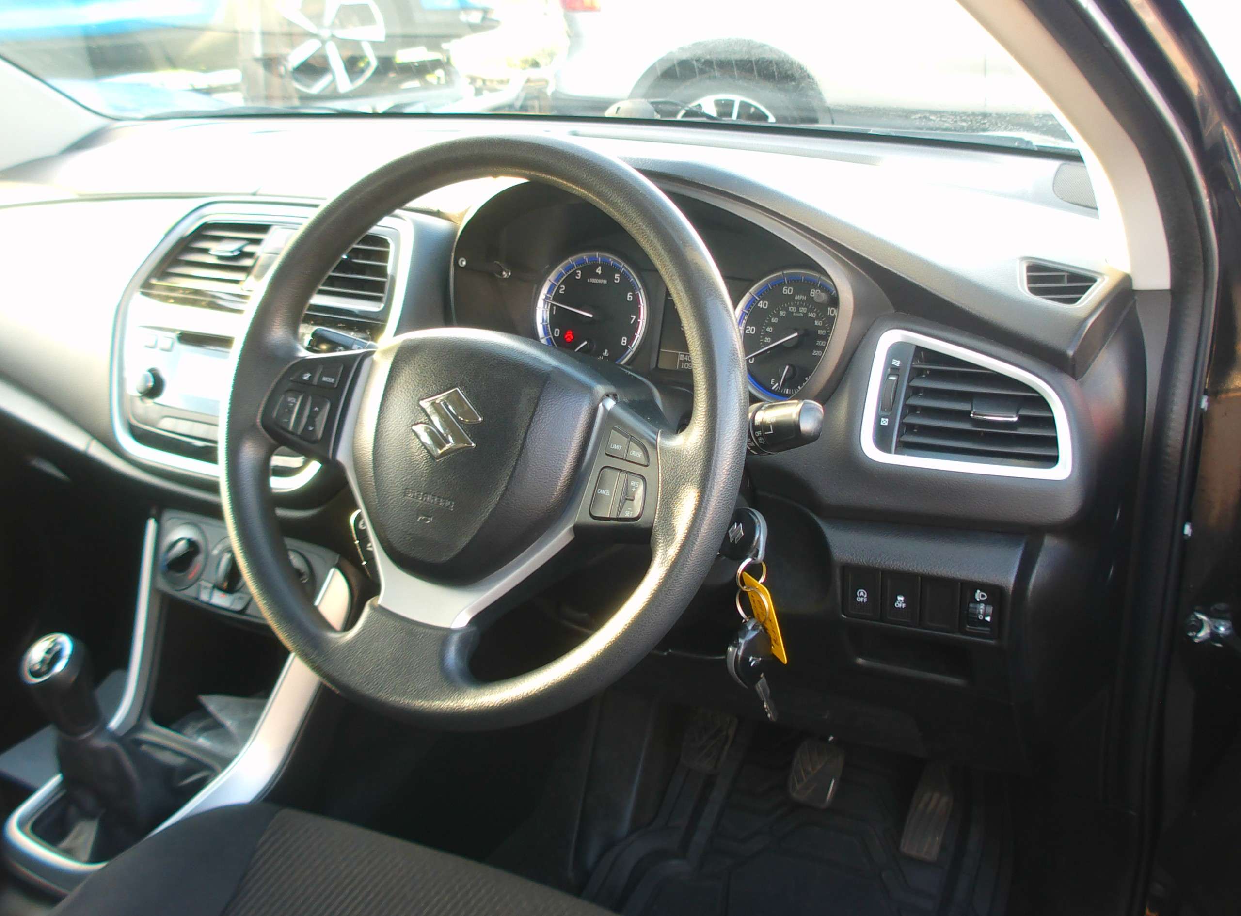 2017 SUZUKI SX4 2017 SUZUKI SX4