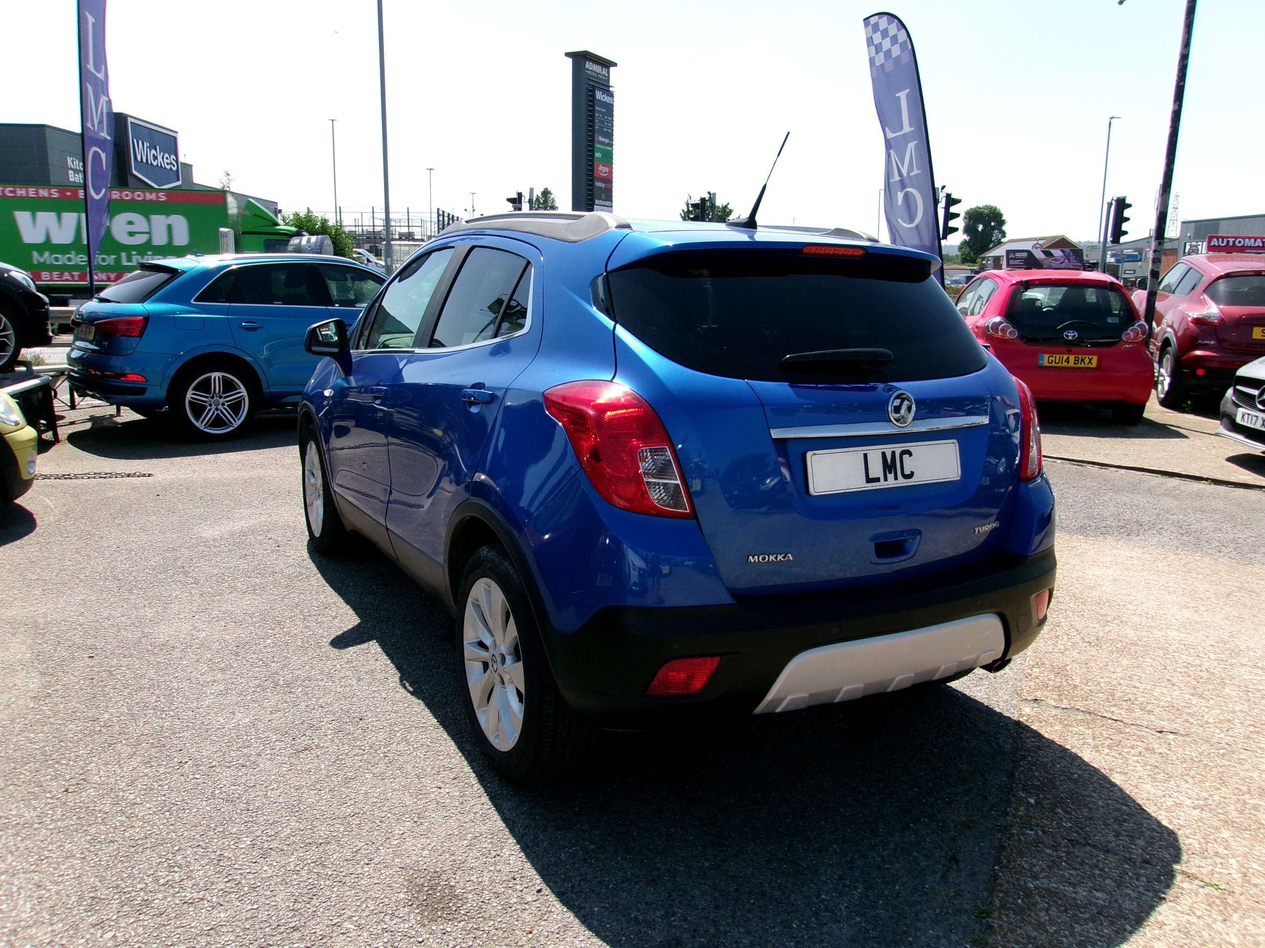 A 2015 VAUXHALL MOKKA AUTOMATIC 1.4T SE SUV 5dr Petrol Auto 2WD Euro 5 (140 ps) A 2015 VAUXHALL MOKKA AUTOMATIC 1.4T SE SUV 5dr Petrol Auto 2WD Euro 5 (140 ps)