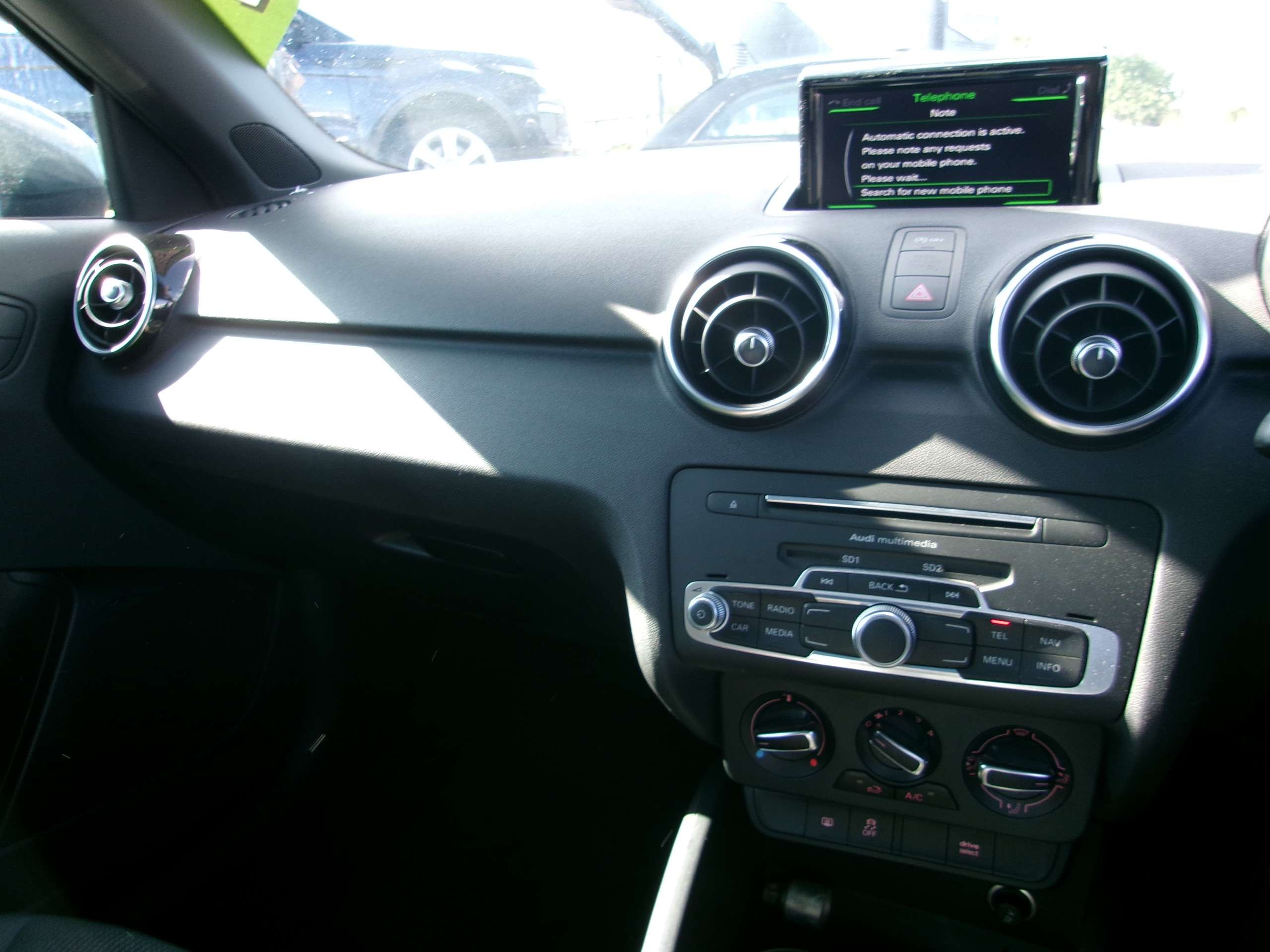 2015 AUDI A1 2015 AUDI A1
