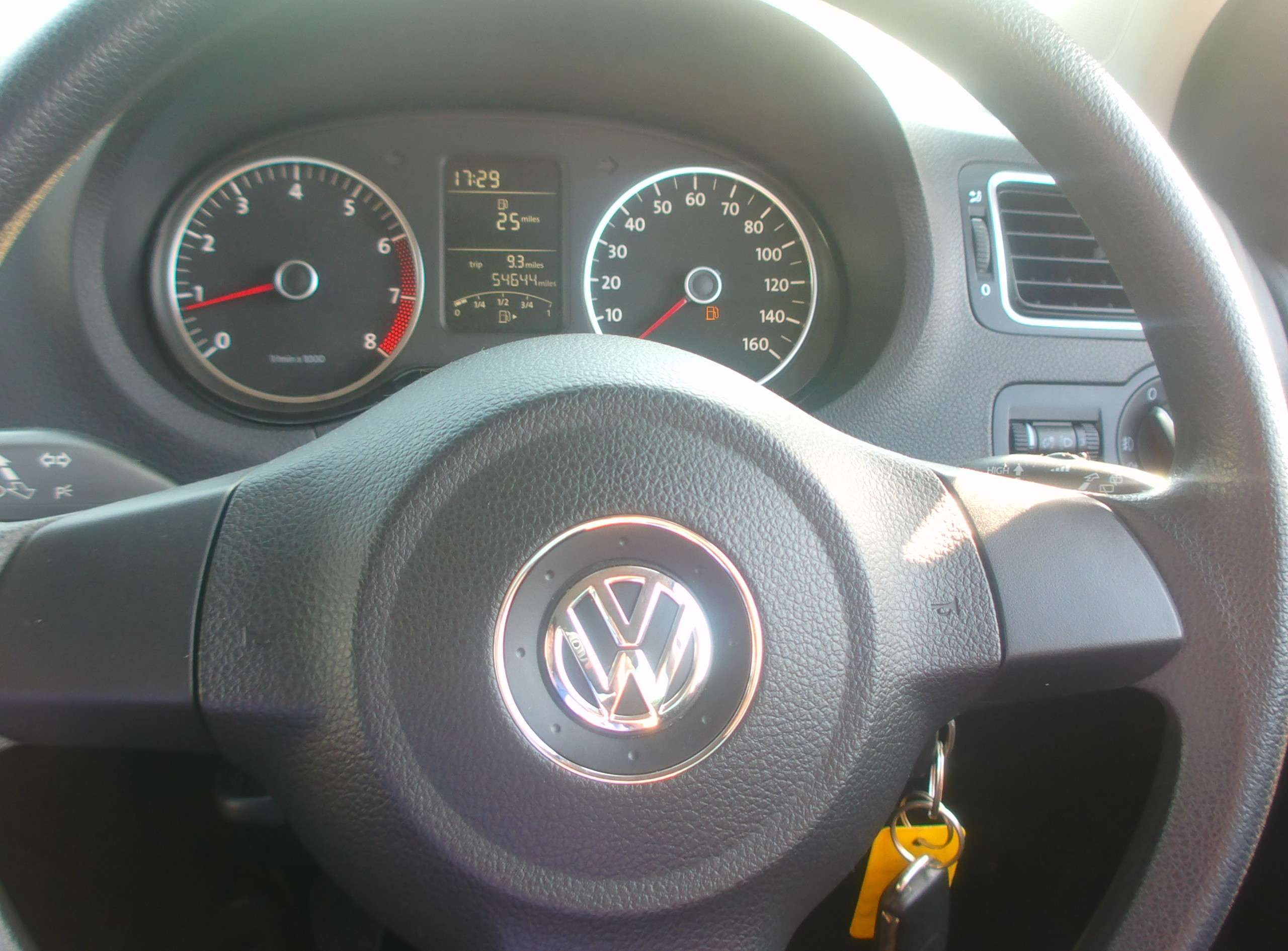 2011 VOLKSWAGEN POLO 2011 VOLKSWAGEN POLO