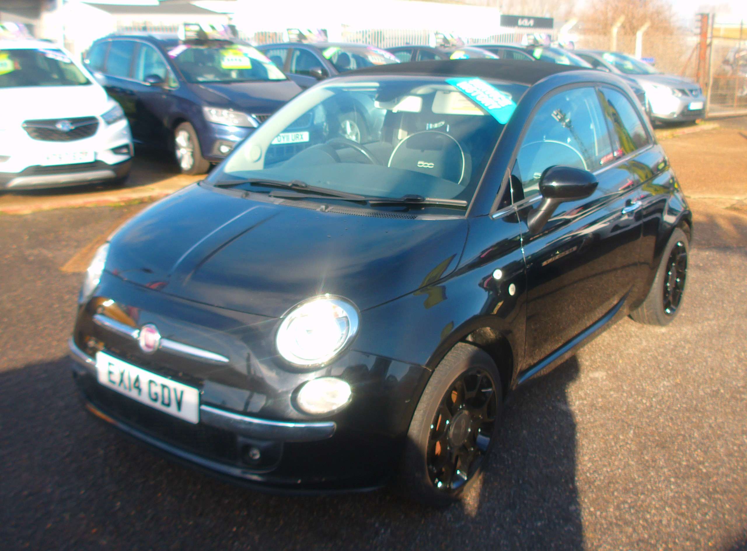 A 2014 FIAT 500C 1.2 Lounge Convertible 2dr Petrol Manual Euro 6 (s/s) (69 bhp) A 2014 FIAT 500C 1.2 Lounge Convertible 2dr Petrol Manual Euro 6 (s/s) (69 bhp)