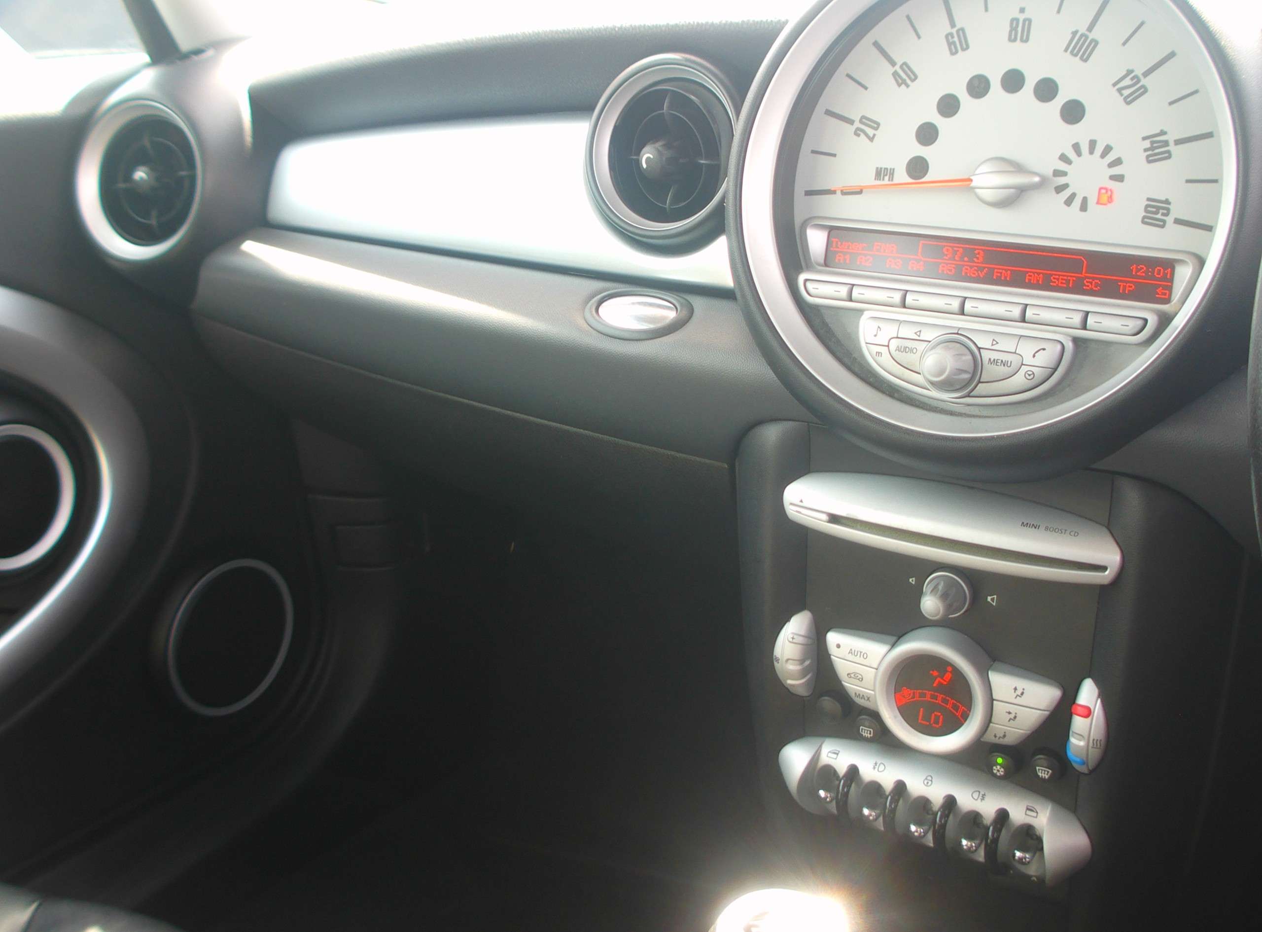 2009 MINI HATCH 2009 MINI HATCH