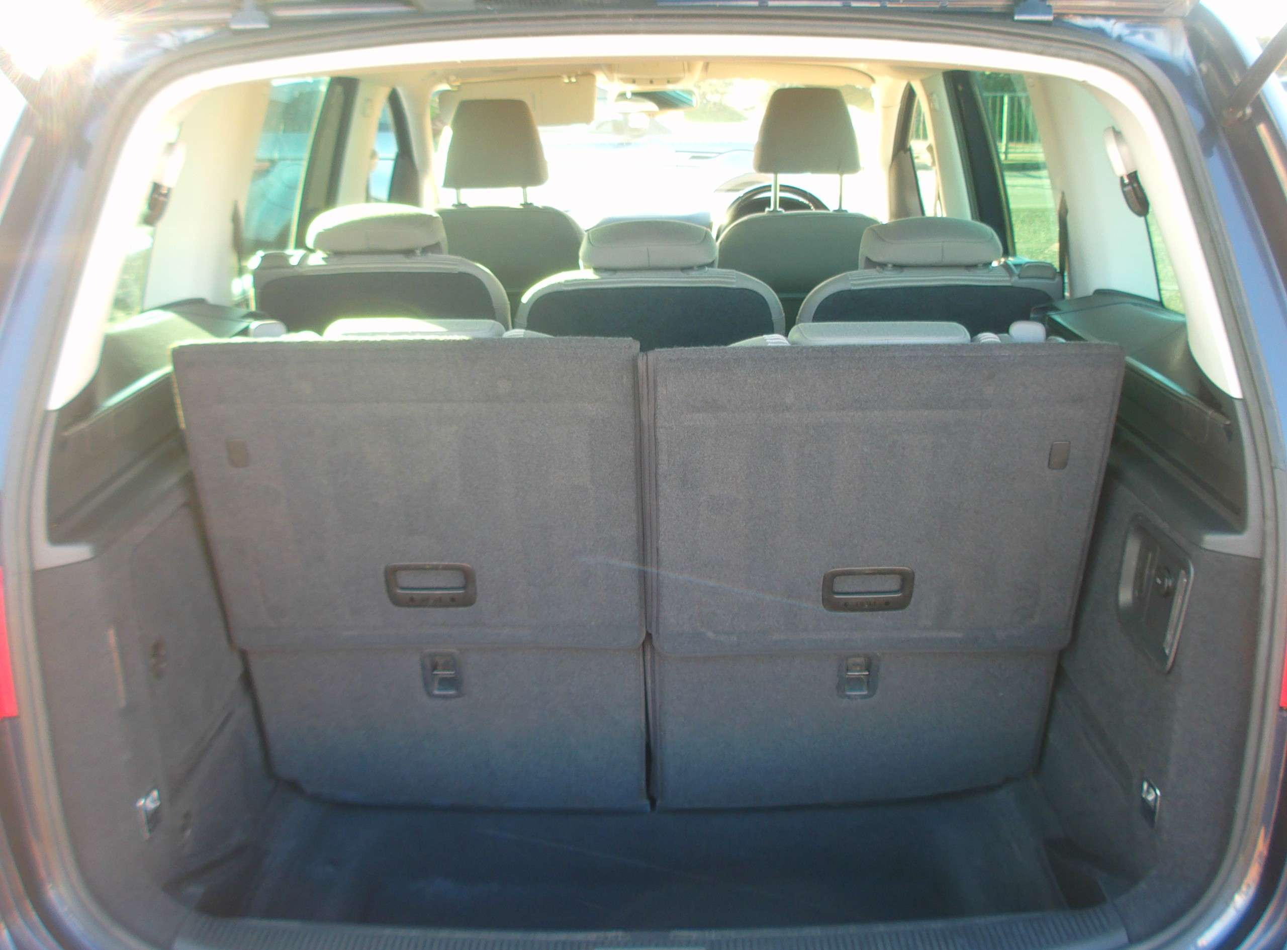 2011 SEAT ALHAMBRA 2011 SEAT ALHAMBRA