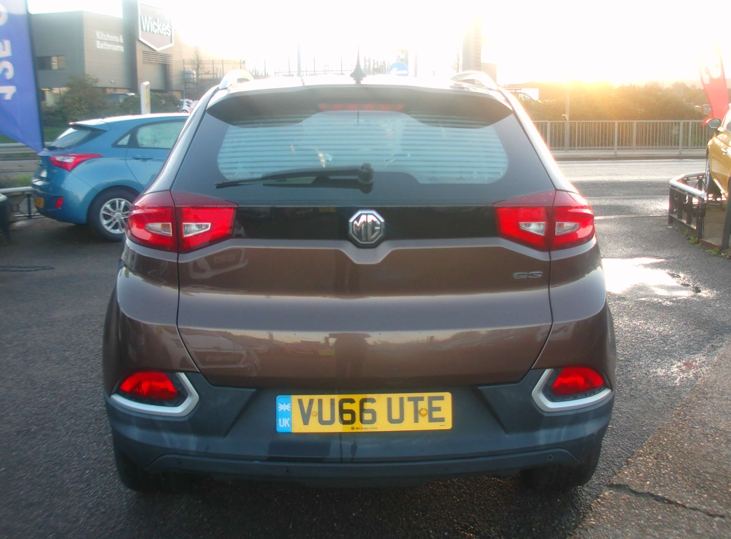 2016 MG GS 2016 MG GS