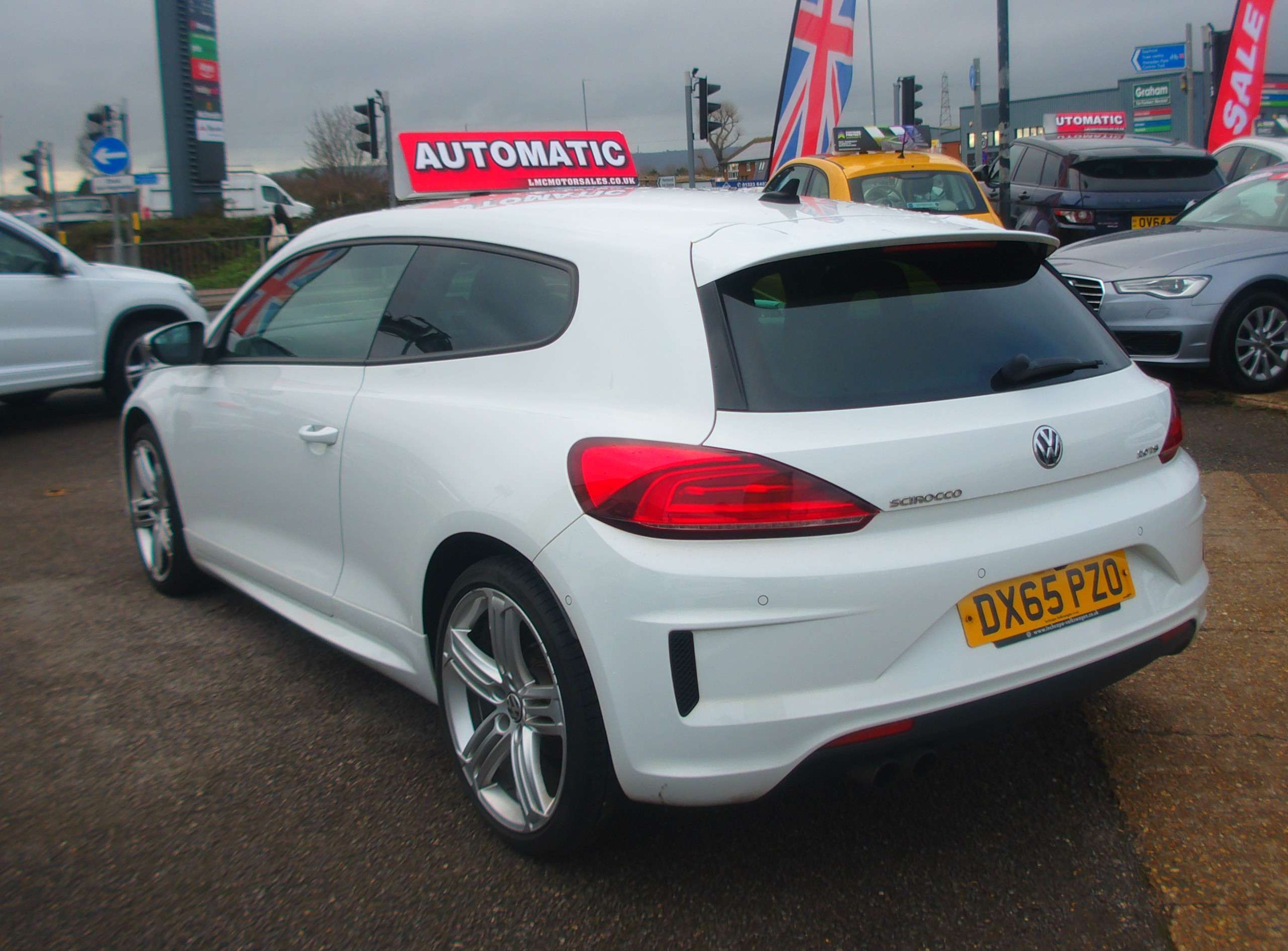A 2015 VOLKSWAGEN SCIROCCO 2.0 TSI Automatic BlueMotion Tech R-Line Hatchback 3dr Petrol DSG Euro 6 (s/s) A 2015 VOLKSWAGEN SCIROCCO 2.0 TSI Automatic BlueMotion Tech R-Line Hatchback 3dr Petrol DSG Euro 6 (s/s)