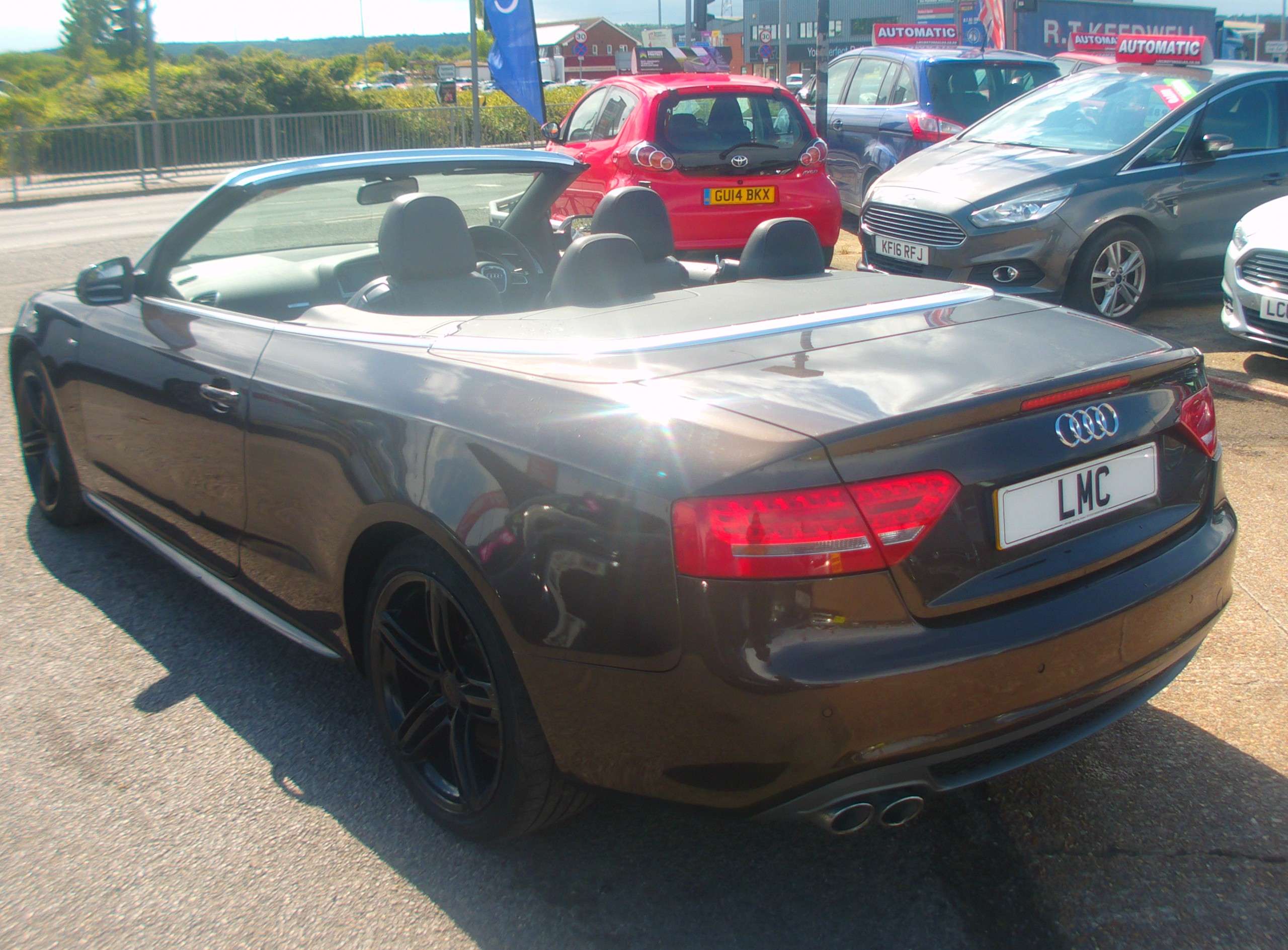 A 2011 AUDI A5 CABRIOLET 2.0 TDI S line Convertible 2dr Diesel Manual (s/s) A 2011 AUDI A5 CABRIOLET 2.0 TDI S line Convertible 2dr Diesel Manual (s/s)