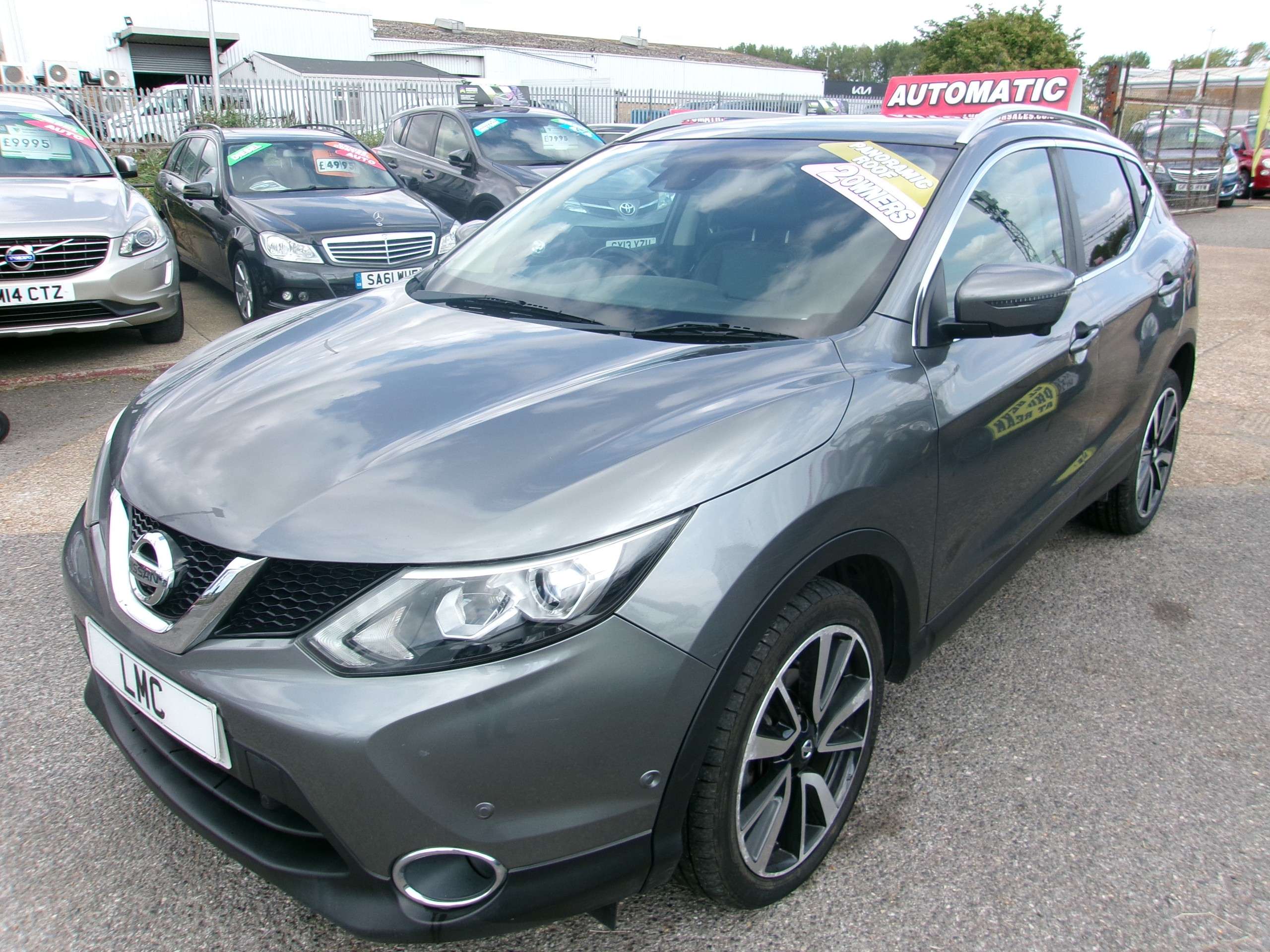 A 2017 NISSAN QASHQAI 1.6 dCi Tekna SUV 5dr Diesel XTRON 2WD Euro 6 (s/s) (130 ps) A 2017 NISSAN QASHQAI 1.6 dCi Tekna SUV 5dr Diesel XTRON 2WD Euro 6 (s/s) (130 ps)