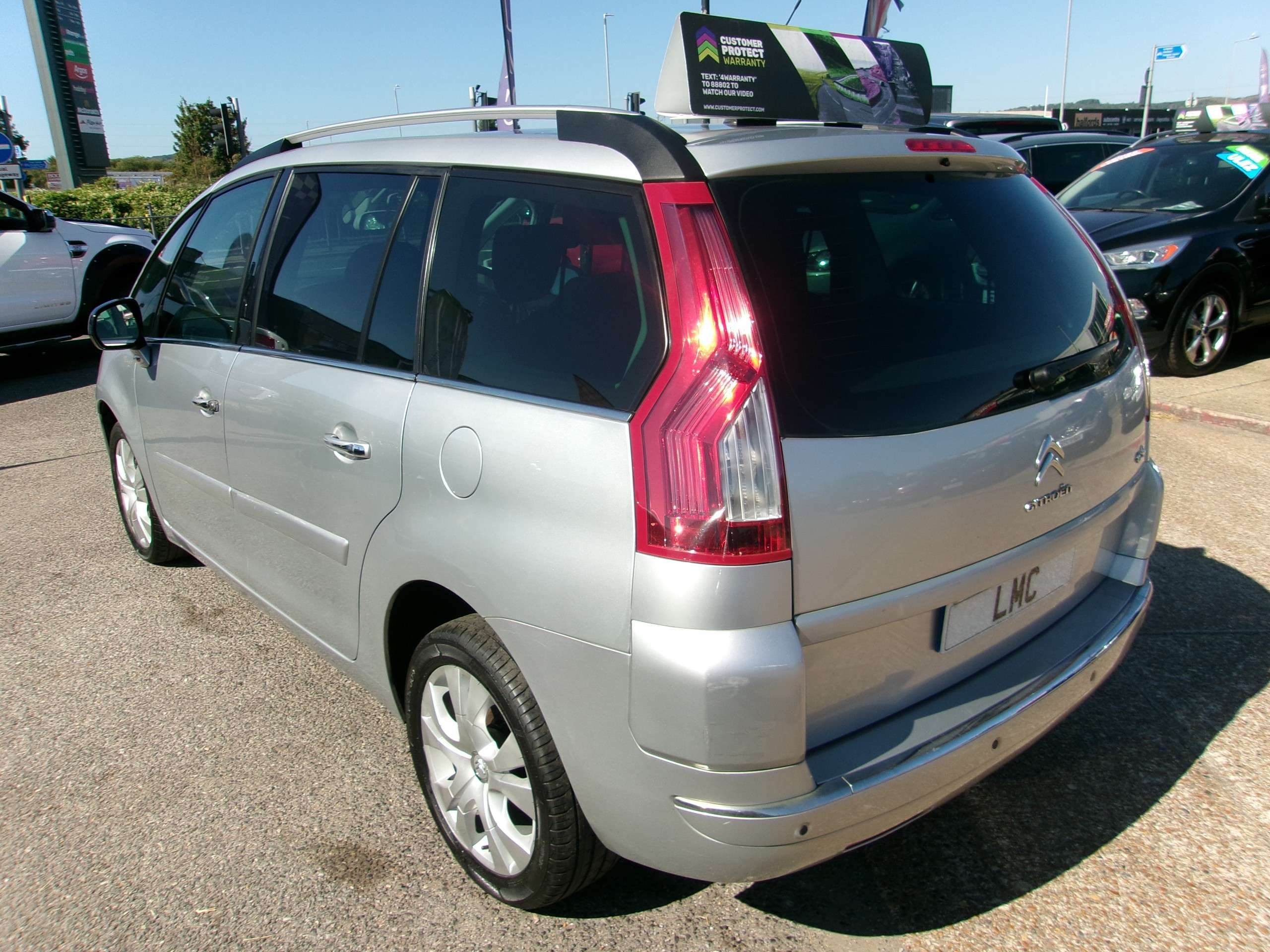 A 2013 CITROEN C4 GRAND PICASSO 7 SEAT PLATINUM HDI 5-Door A 2013 CITROEN C4 GRAND PICASSO 7 SEAT PLATINUM HDI 5-Door