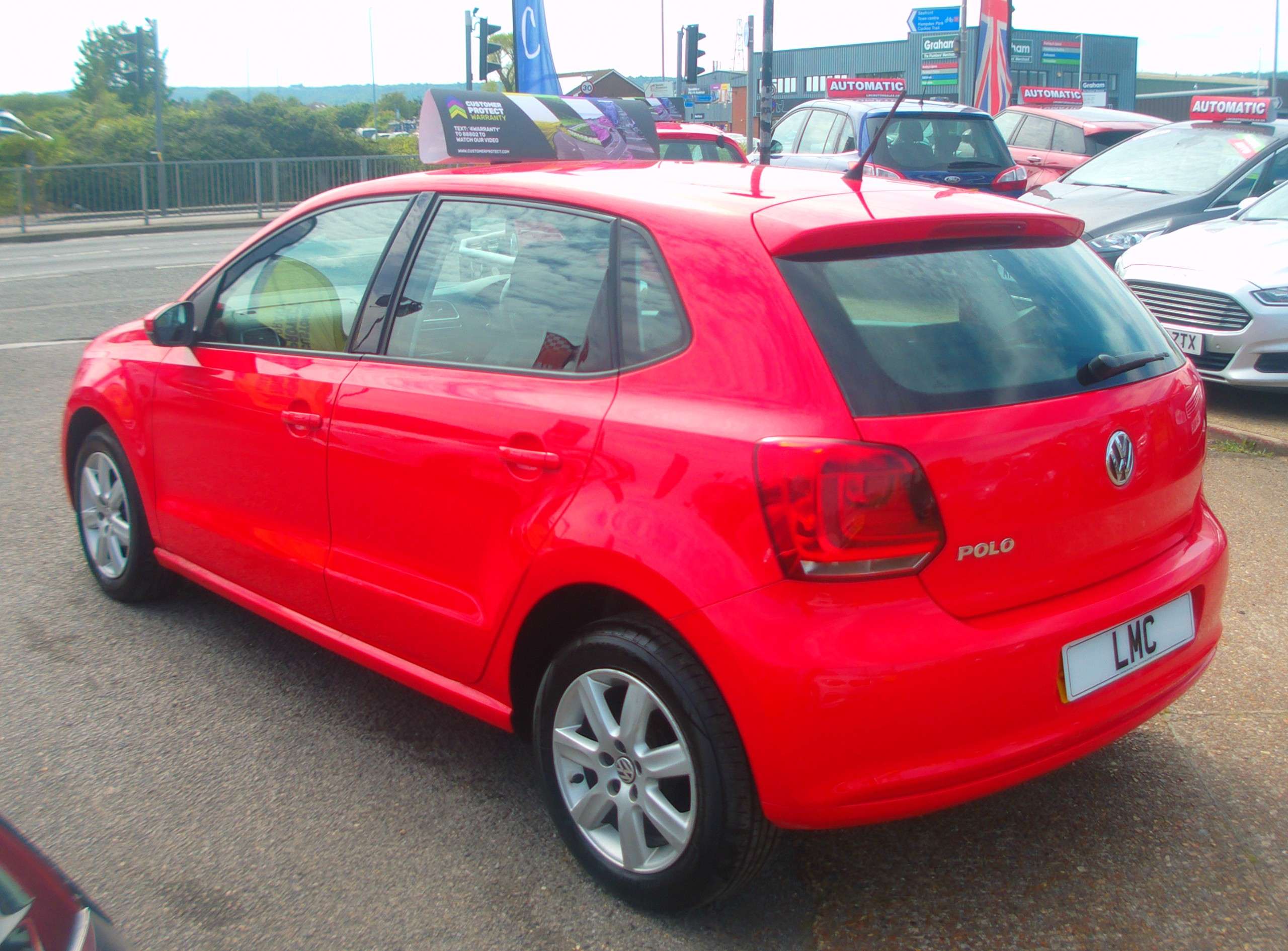 A 2009 VOLKSWAGEN POLO 1.2 SE 5-Door A 2009 VOLKSWAGEN POLO 1.2 SE 5-Door