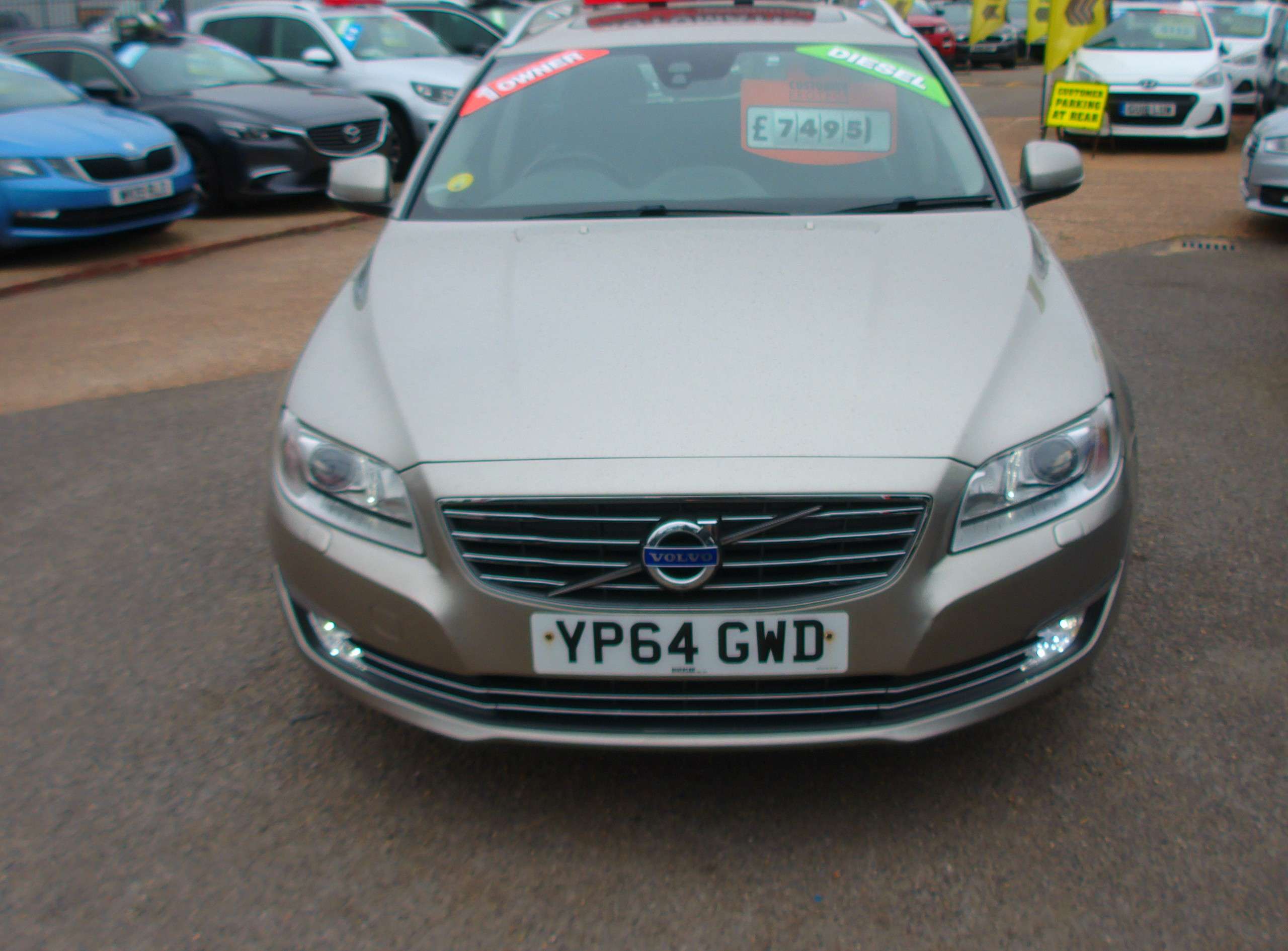 2014 VOLVO V70 2014 VOLVO V70