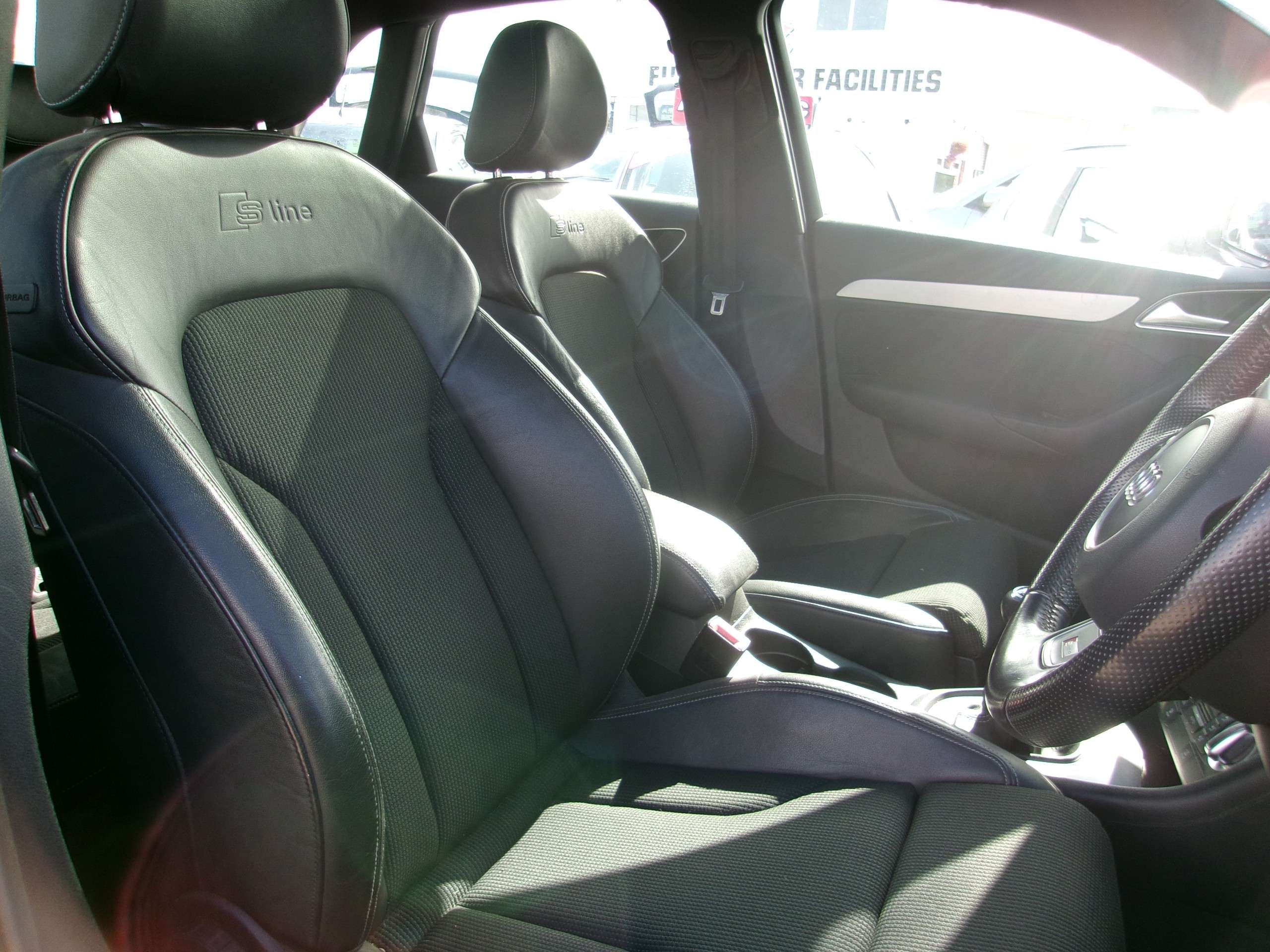 2013 AUDI Q3 2013 AUDI Q3
