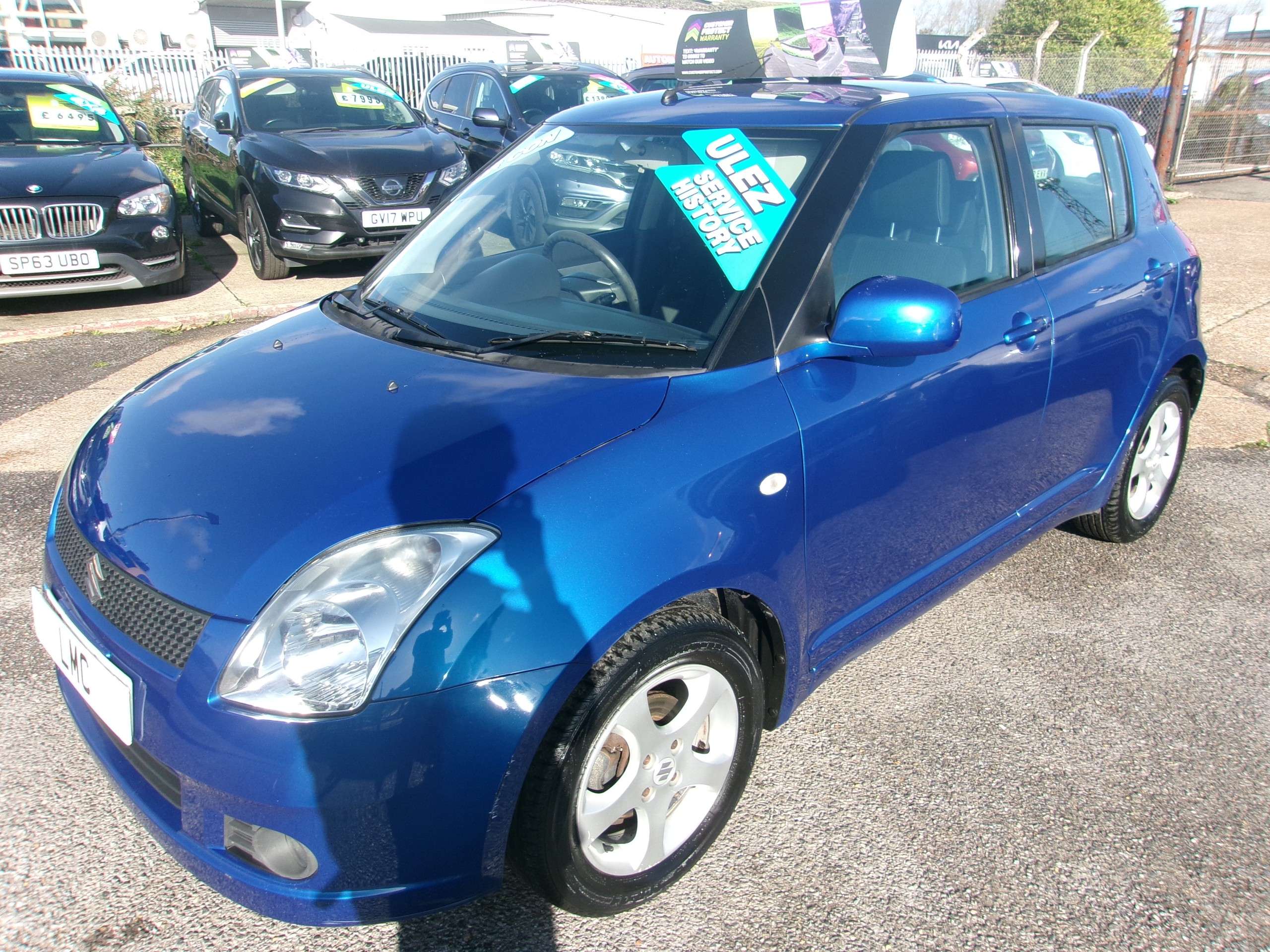 A 2007 SUZUKI SWIFT 1.5 GLX Hatchback 5dr Petrol Manual (159 g/km, 101 bhp) A 2007 SUZUKI SWIFT 1.5 GLX Hatchback 5dr Petrol Manual (159 g/km, 101 bhp)