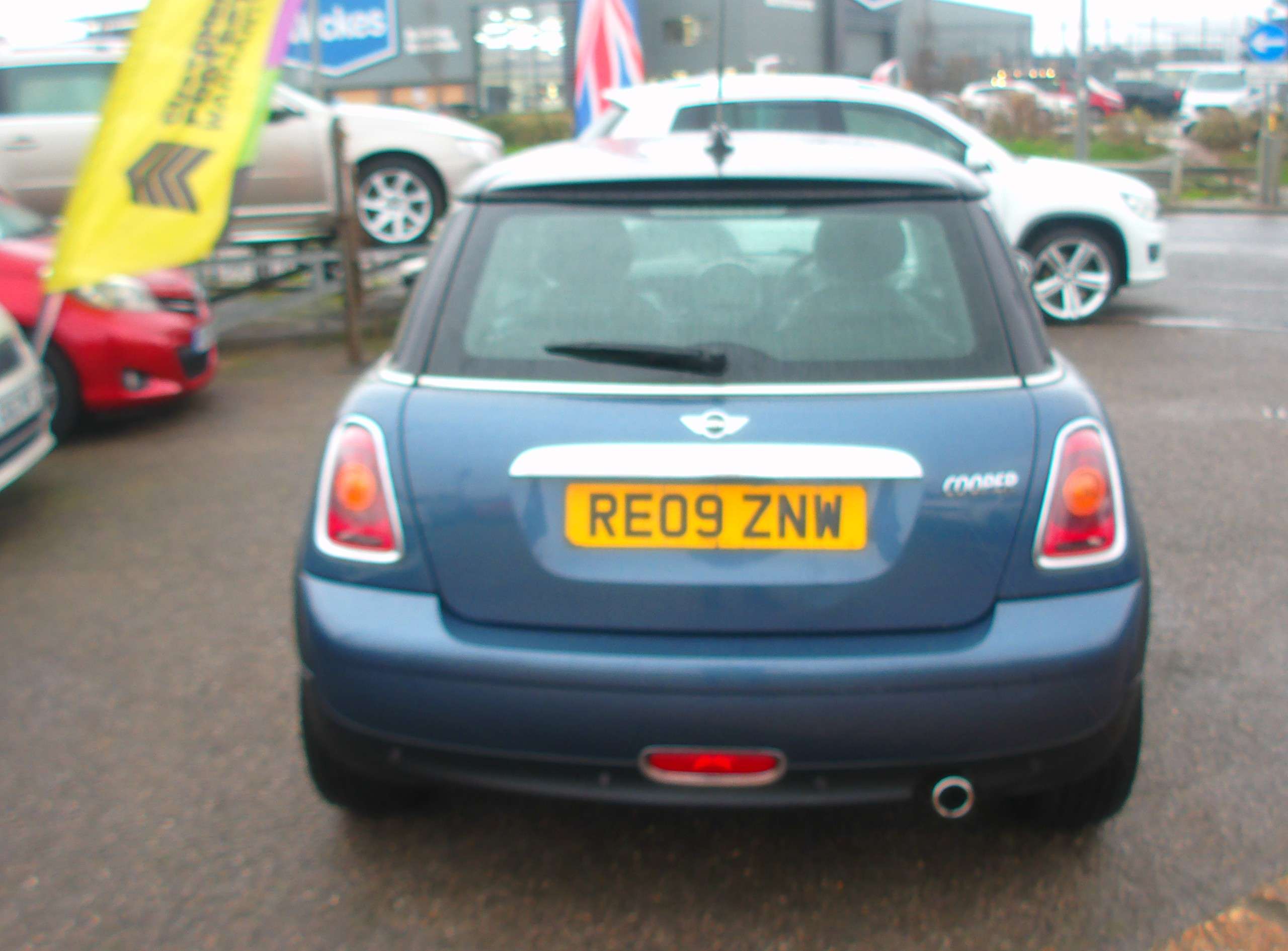 2009 MINI HATCH 2009 MINI HATCH
