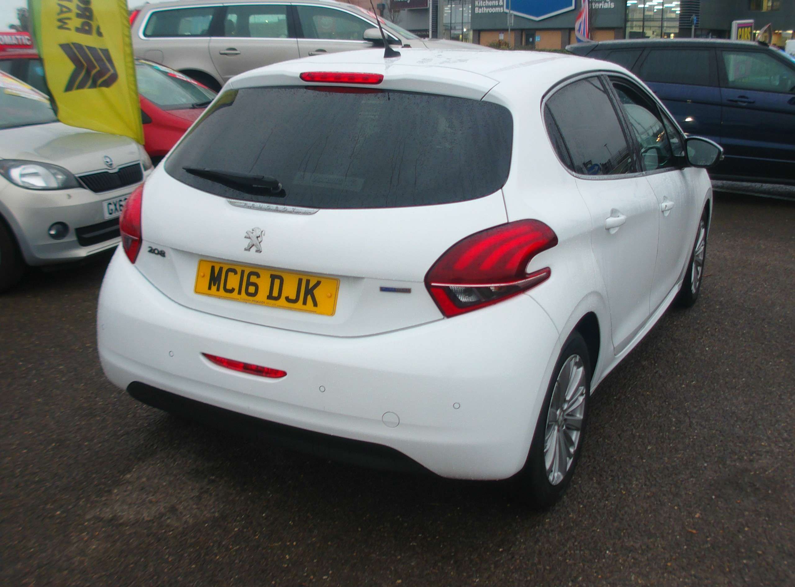2016 PEUGEOT 208 2016 PEUGEOT 208