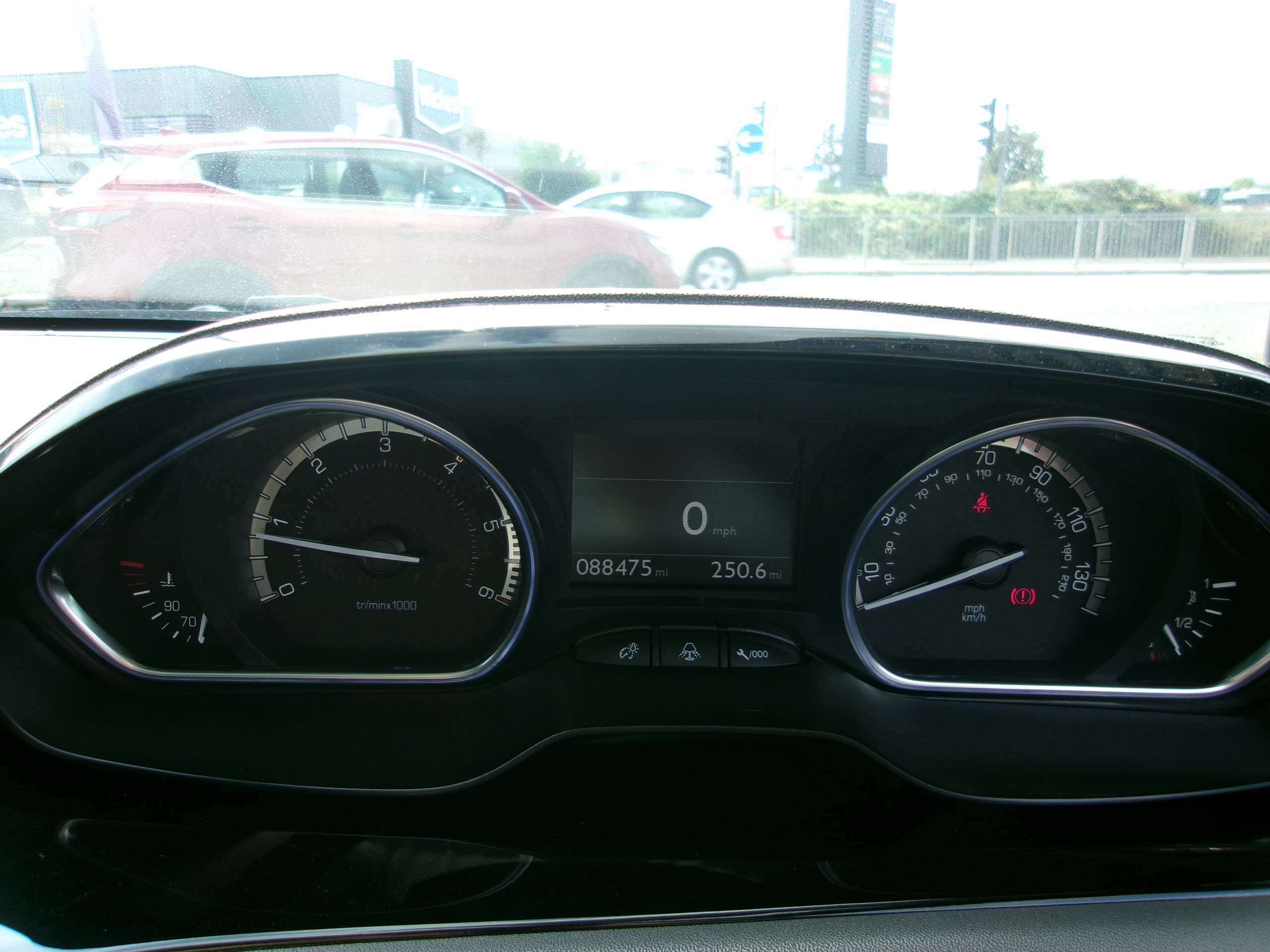 2015 PEUGEOT 208 2015 PEUGEOT 208