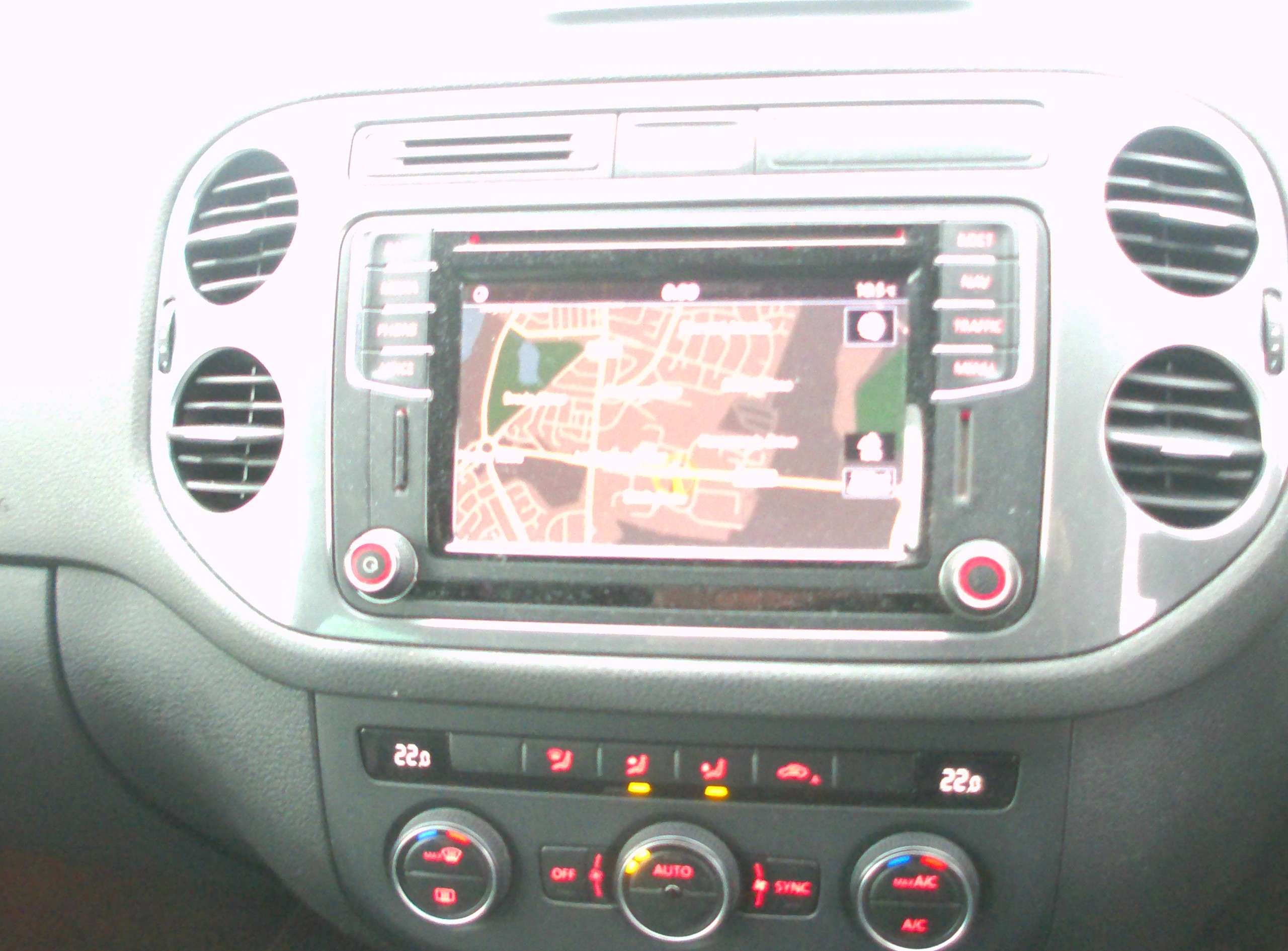 2015 VOLKSWAGEN TIGUAN 2015 VOLKSWAGEN TIGUAN