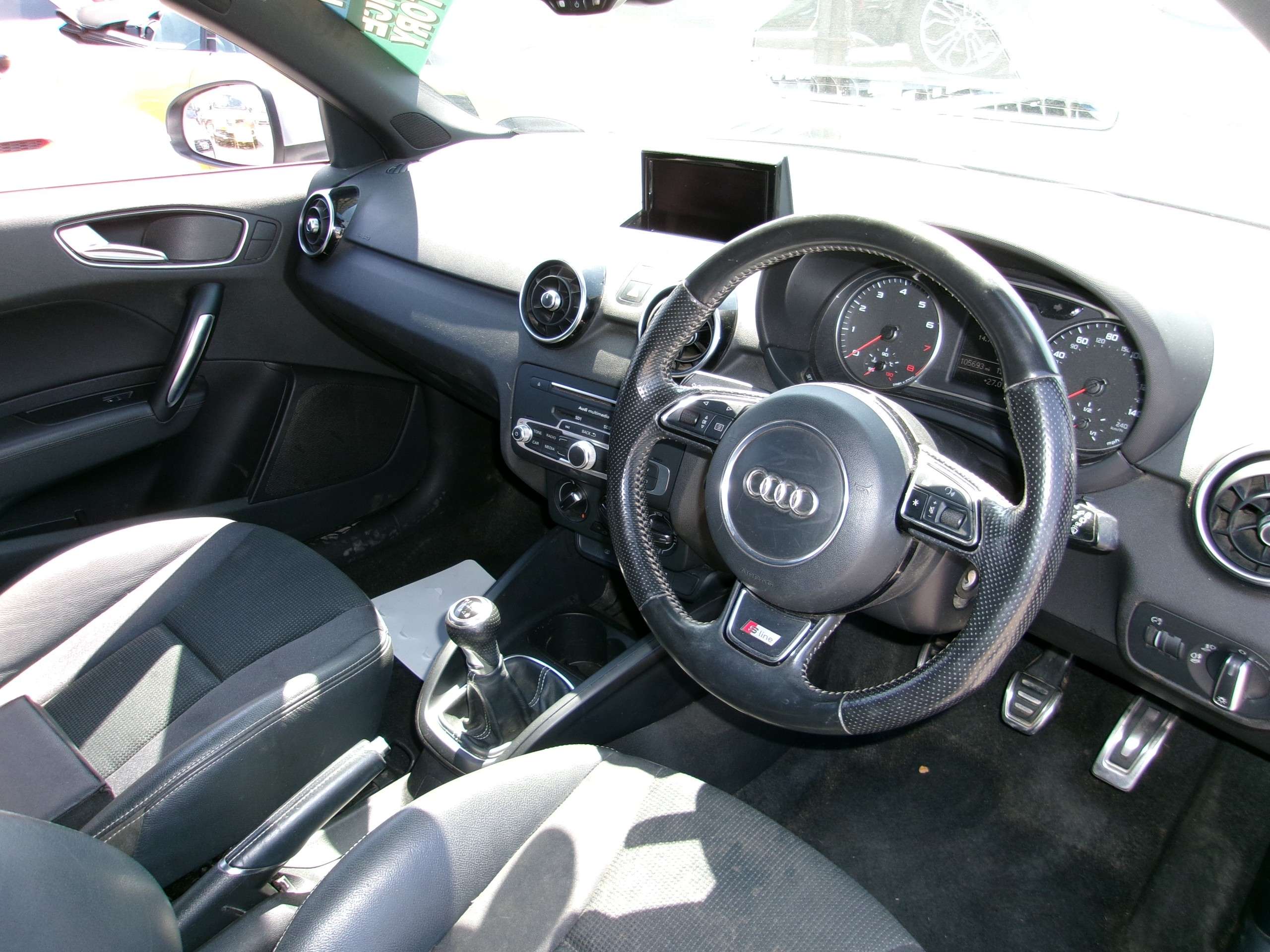 2015 AUDI A1 2015 AUDI A1