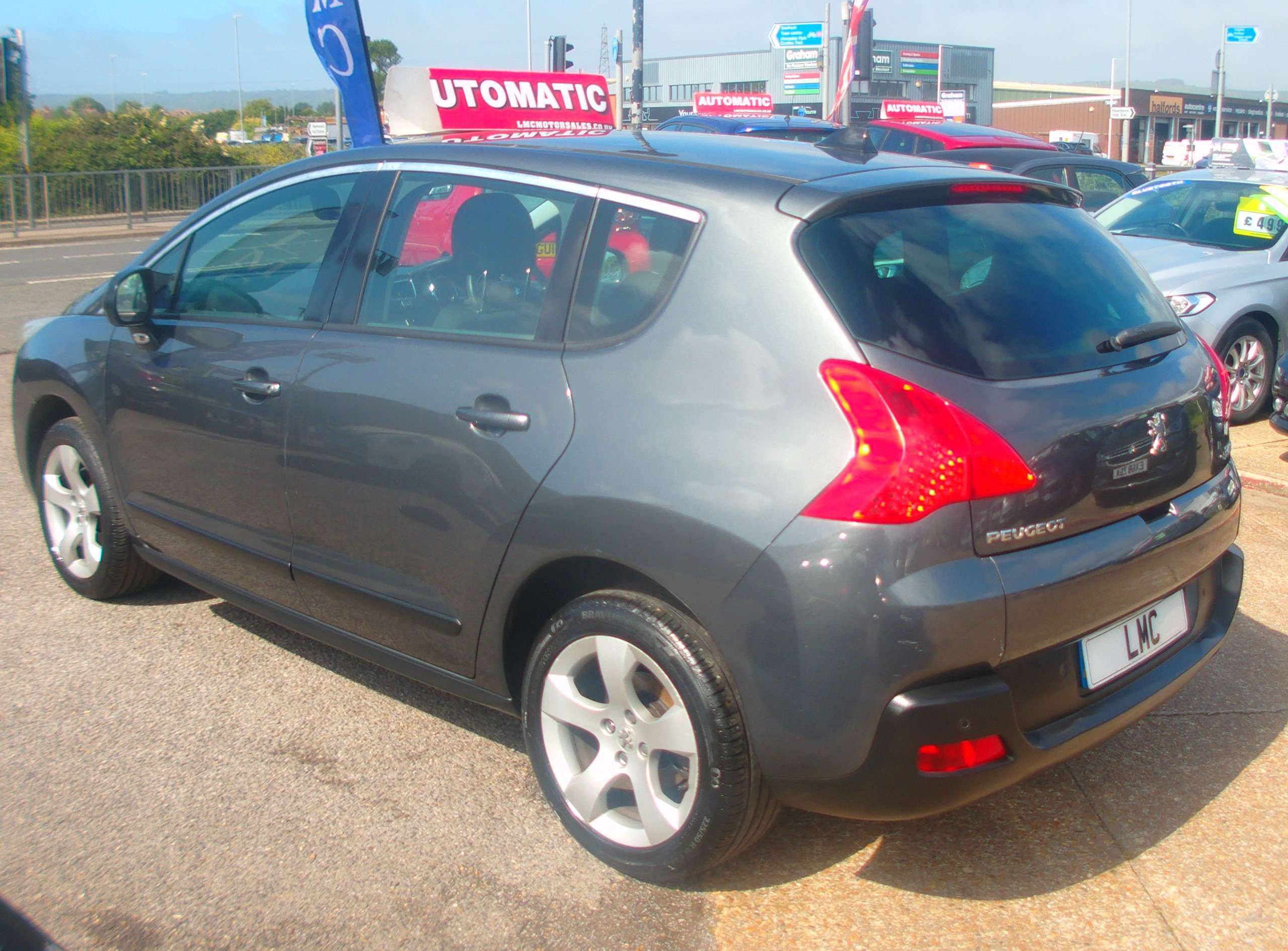 A 2010 PEUGEOT 3008 1.6 HDi Sport SUV 5dr Diesel EGC (110 bhp) A 2010 PEUGEOT 3008 1.6 HDi Sport SUV 5dr Diesel EGC (110 bhp)