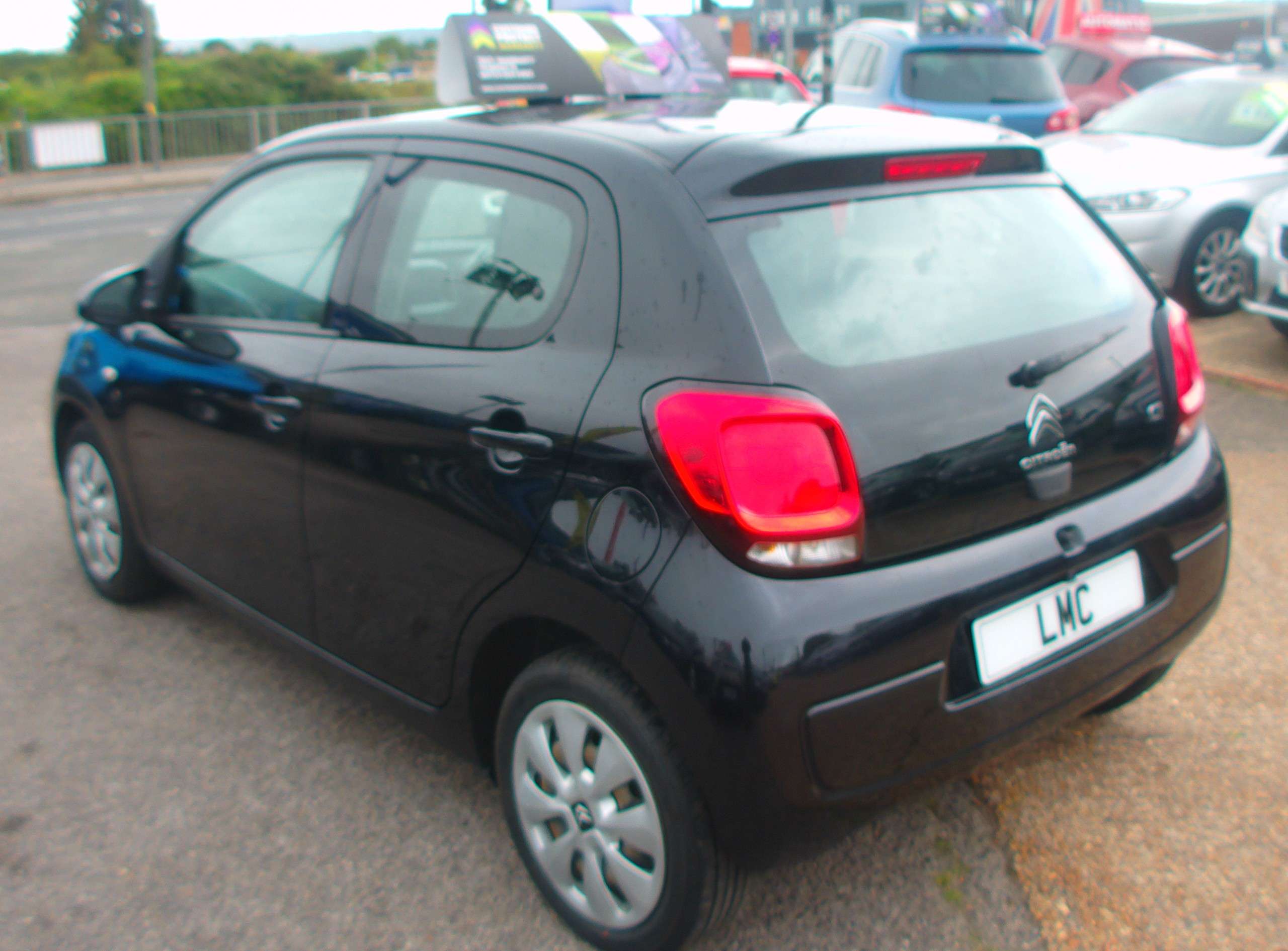 A 2020 CITROEN C1 1.0 VTi Feel Hatchback 5dr Petrol Manual Euro 6 (s/s) (72 ps) A 2020 CITROEN C1 1.0 VTi Feel Hatchback 5dr Petrol Manual Euro 6 (s/s) (72 ps)