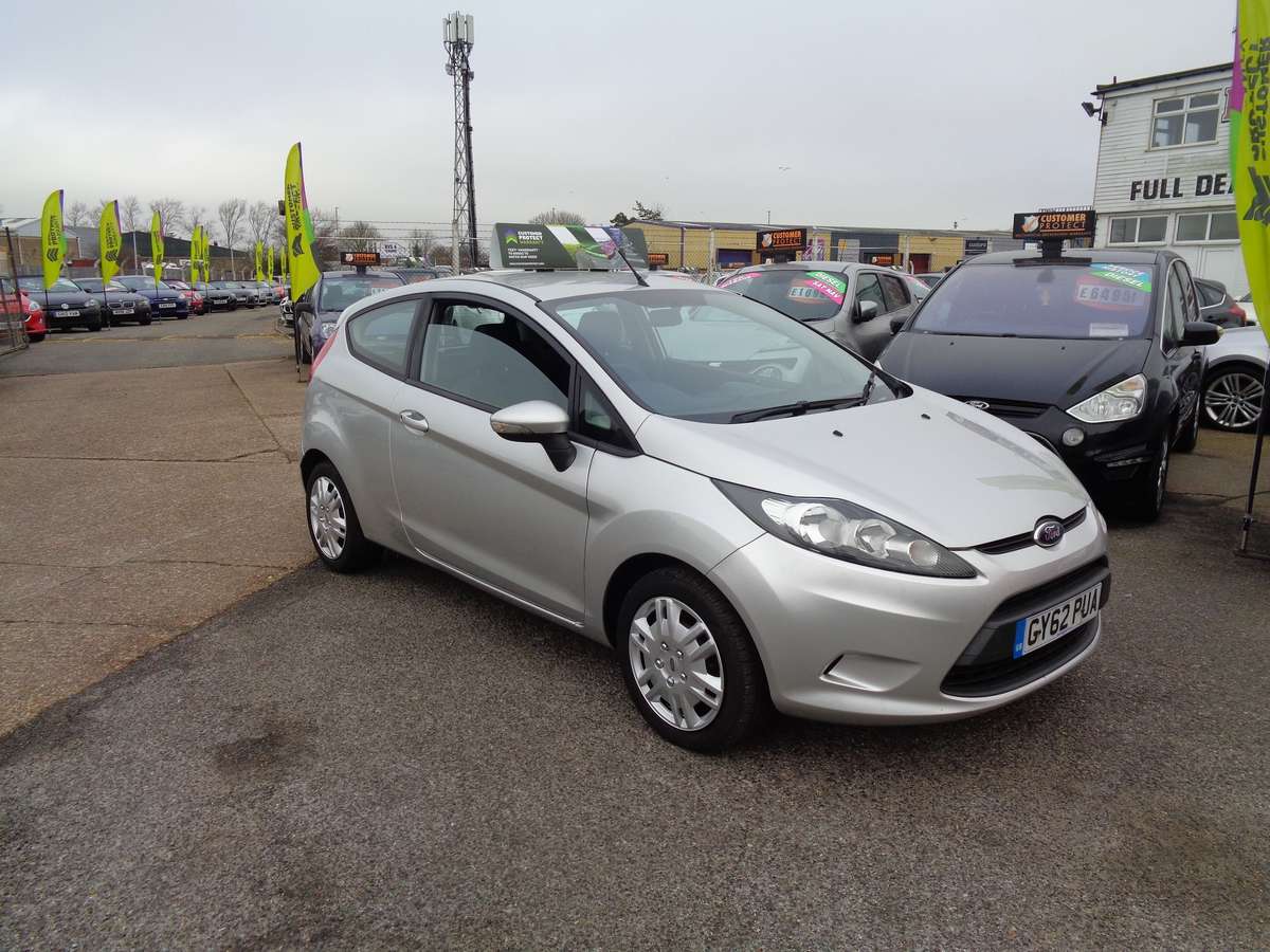 Check out this Ford Fiesta 2012 Petrol Manual