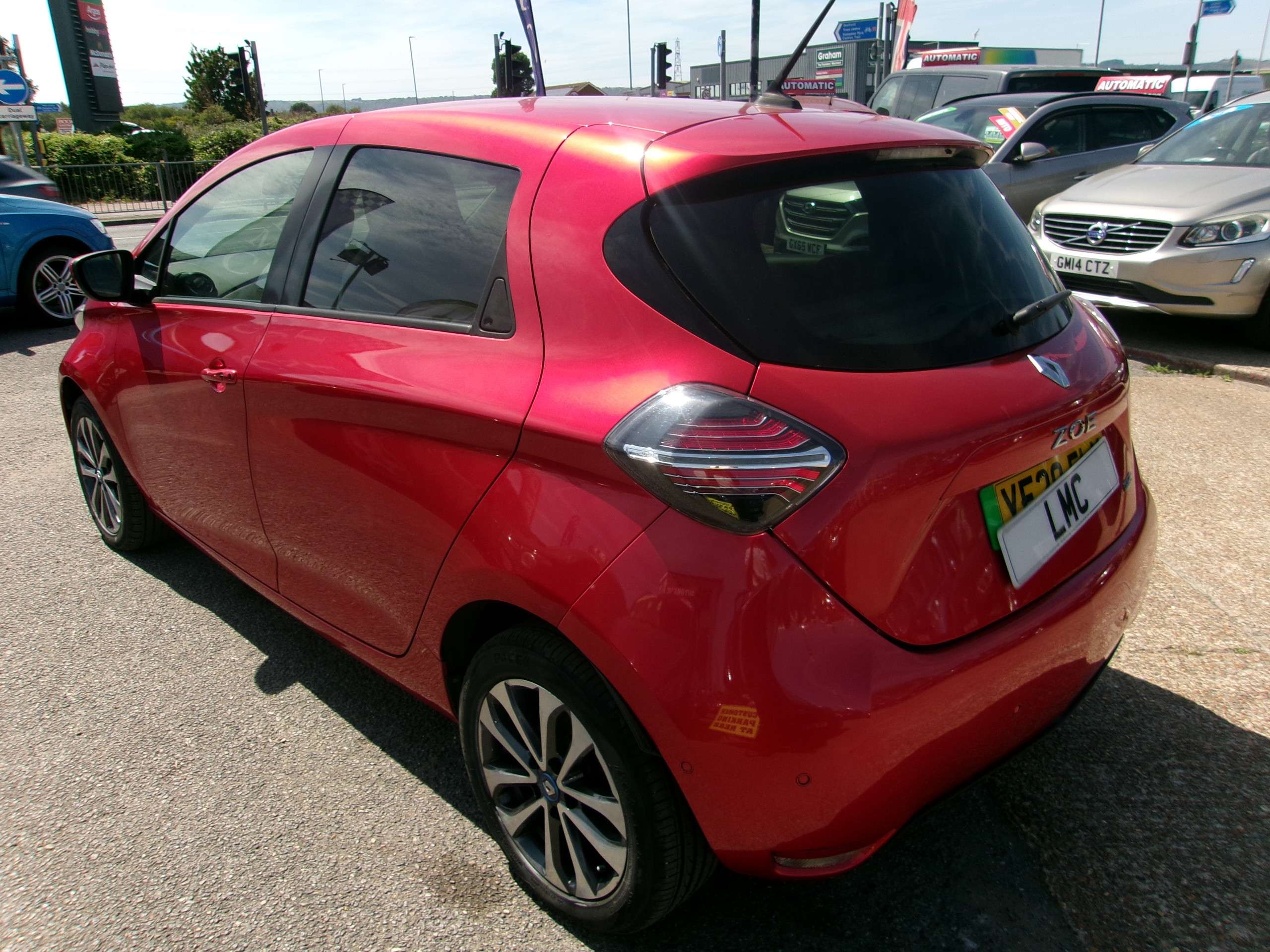 A 2020 RENAULT ZOE R135 52kWh GT Line Hatchback 5dr Electric Auto (i) (134 bhp) A 2020 RENAULT ZOE R135 52kWh GT Line Hatchback 5dr Electric Auto (i) (134 bhp)