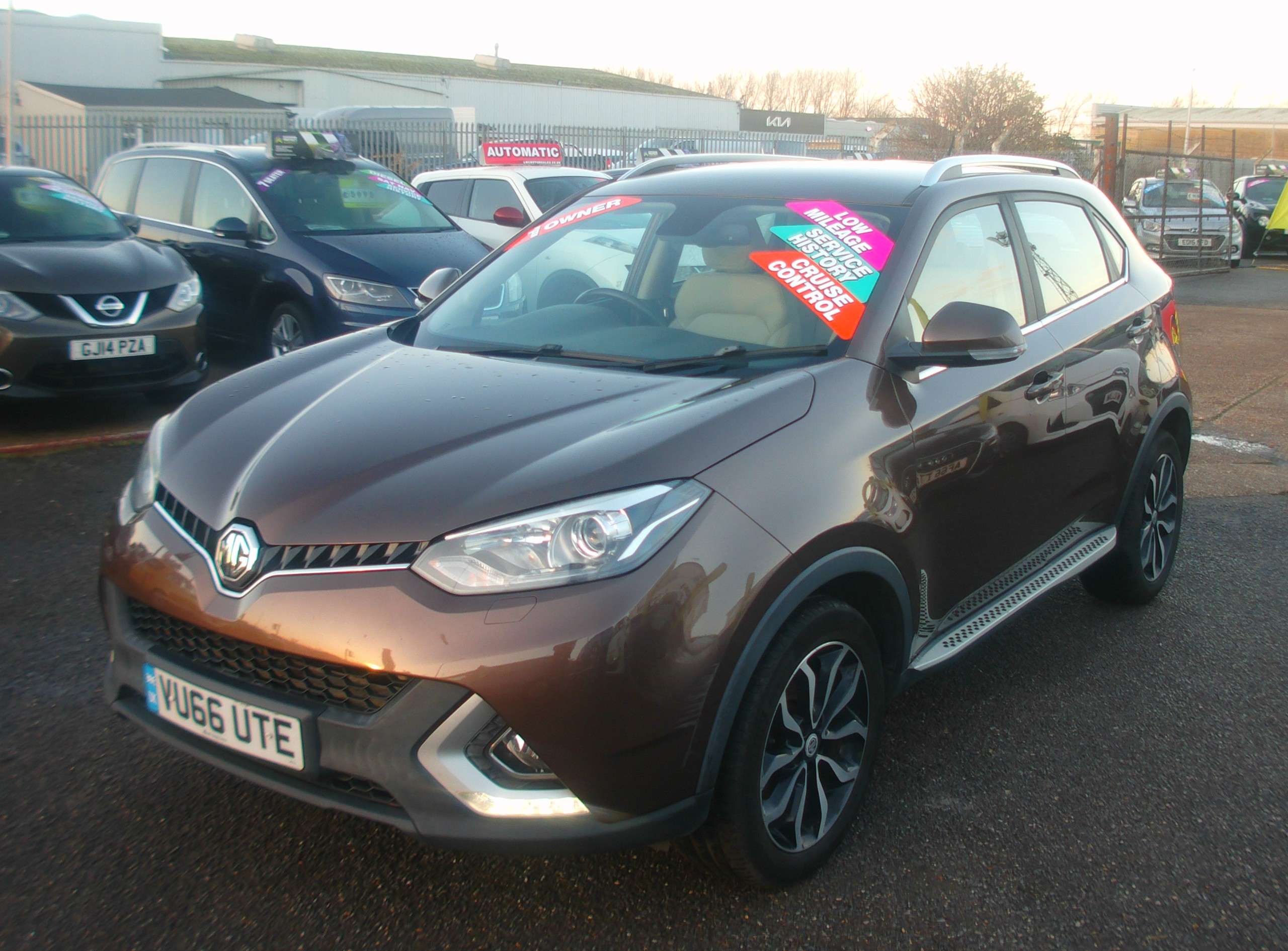 2016 MG GS 2016 MG GS