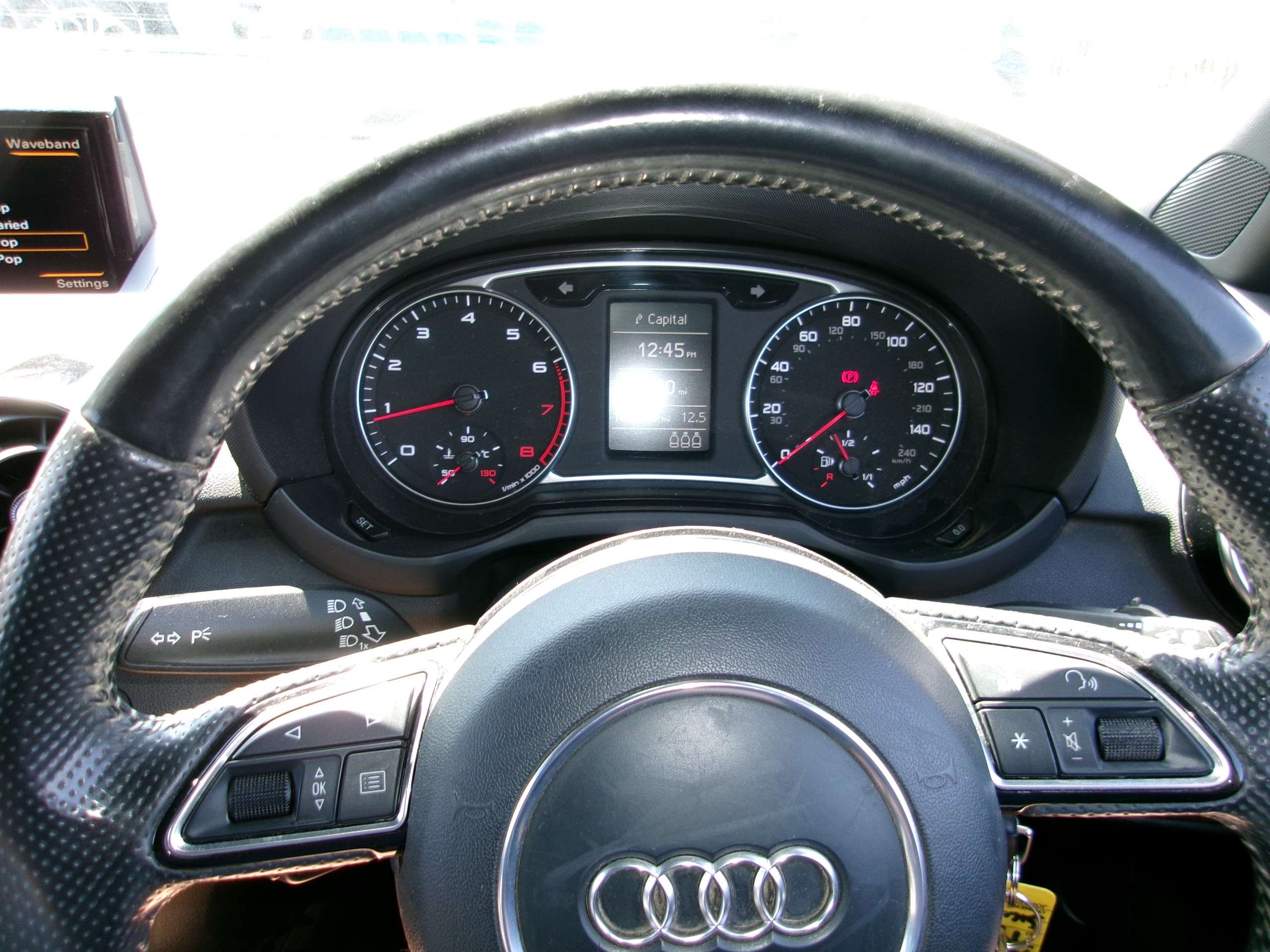2015 AUDI A1 2015 AUDI A1