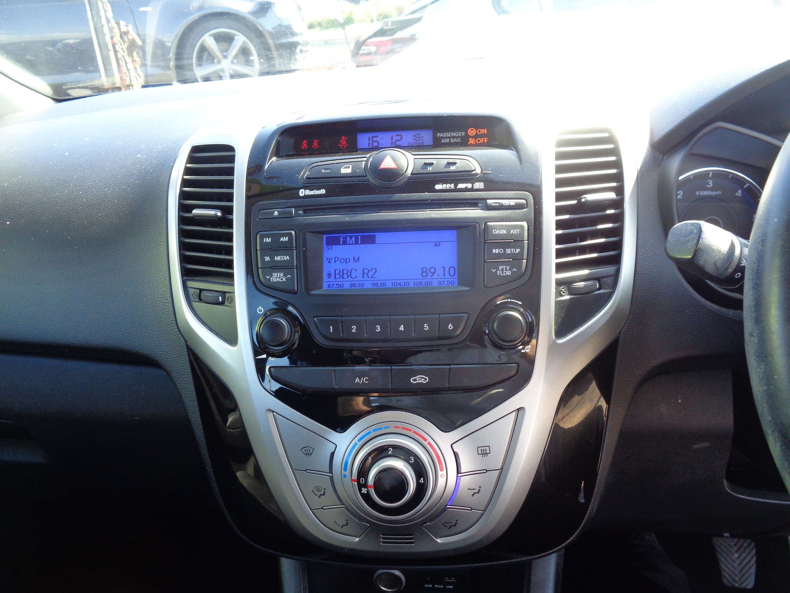 2015 HYUNDAI IX20 2015 HYUNDAI IX20