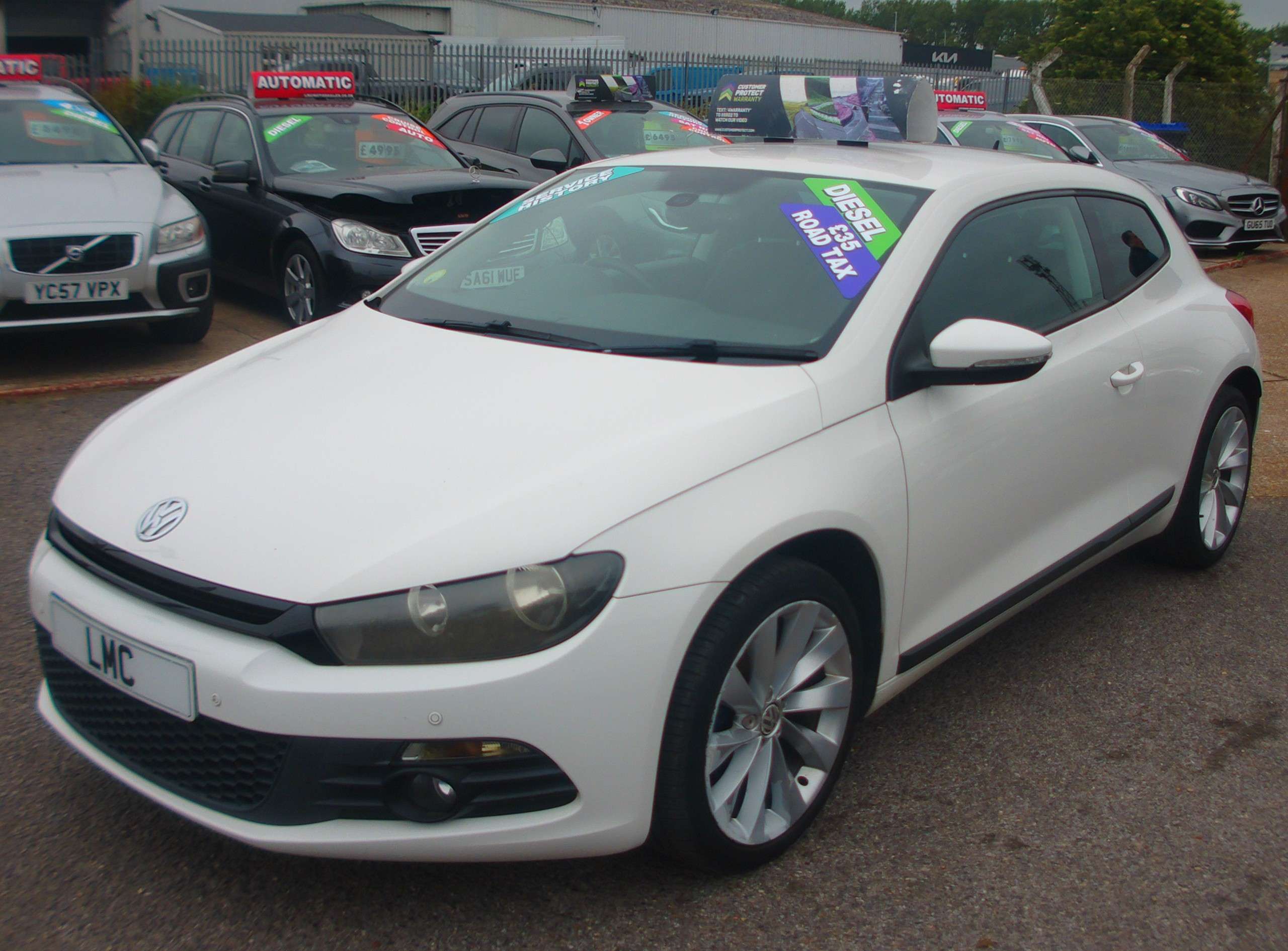 A 2011 VOLKSWAGEN SCIROCCO 2.0 TDI BlueMotion Tech GT Hatchback 3dr Diesel Manual (s/s) (140 ps) A 2011 VOLKSWAGEN SCIROCCO 2.0 TDI BlueMotion Tech GT Hatchback 3dr Diesel Manual (s/s) (140 ps)