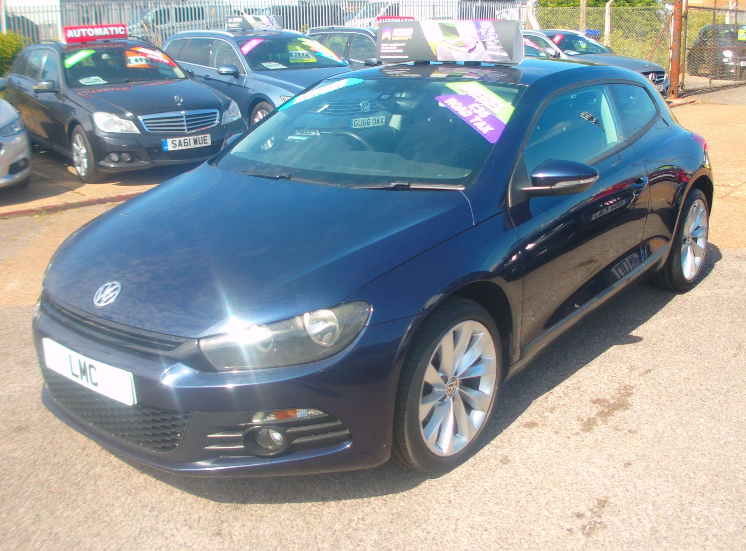 A 2011 VOLKSWAGEN SCIROCCO 2.0 TDI BlueMotion Tech GT Hatchback 3dr Diesel Manual (s/s) A 2011 VOLKSWAGEN SCIROCCO 2.0 TDI BlueMotion Tech GT Hatchback 3dr Diesel Manual (s/s)