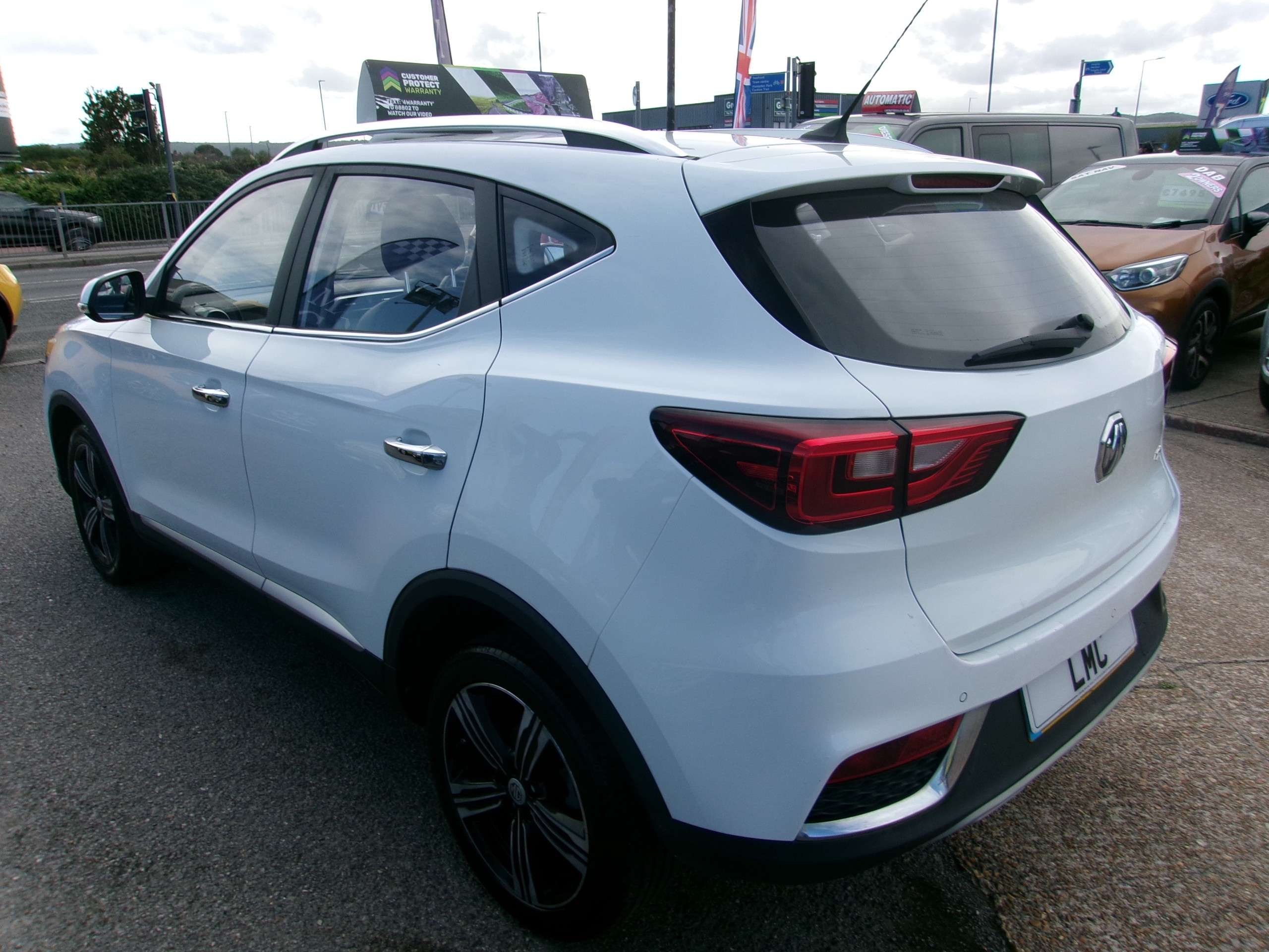 A 2018 MG ZS 1.5 VTi-TECH Exclusive SUV 5dr Petrol Manual Euro 6 (s/s) (106 ps) A 2018 MG ZS 1.5 VTi-TECH Exclusive SUV 5dr Petrol Manual Euro 6 (s/s) (106 ps)