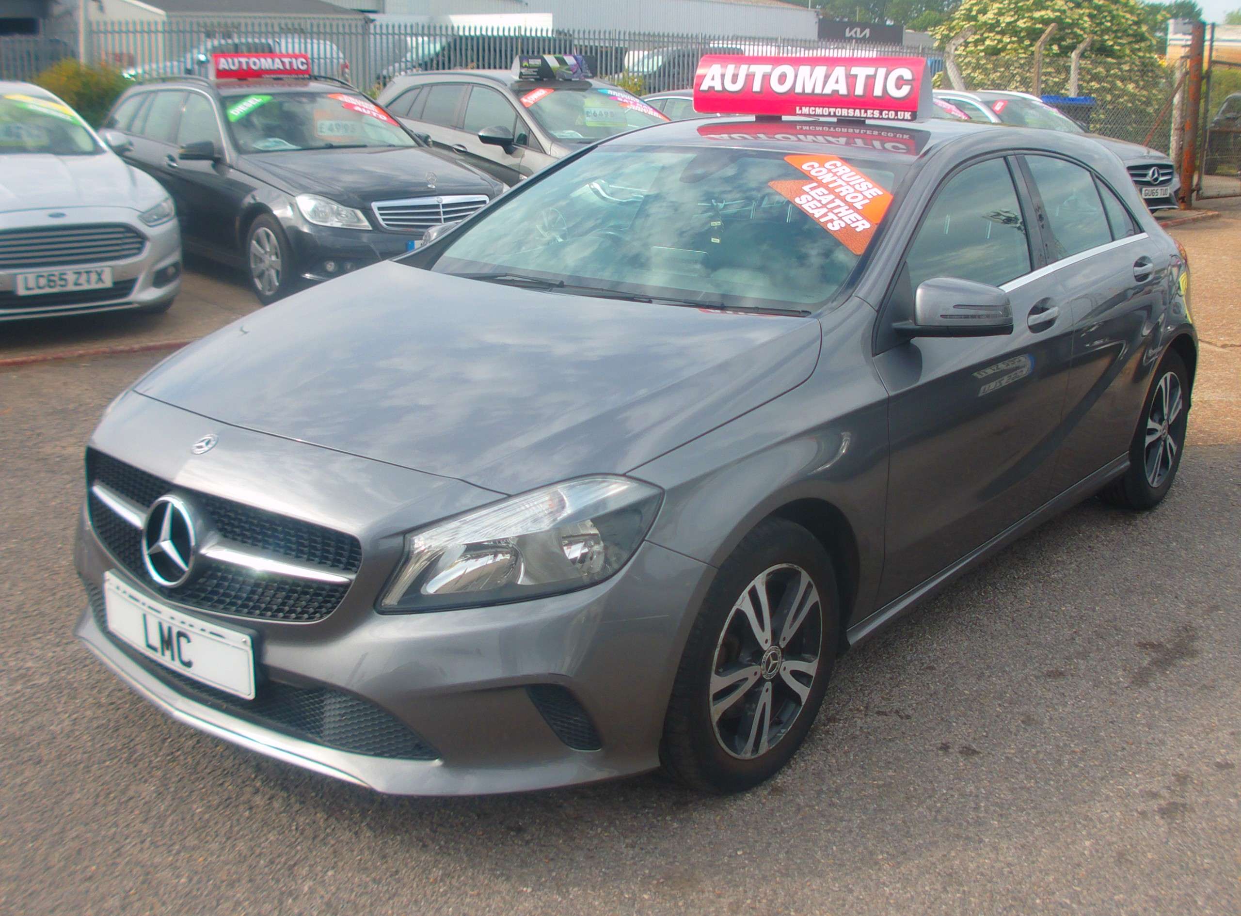 A 2017 MERCEDES-BENZ A CLASS 1.6 A180 SE Hatchback 5dr Petrol 7G-DCT Euro 6 (s/s) (122 ps) A 2017 MERCEDES-BENZ A CLASS 1.6 A180 SE Hatchback 5dr Petrol 7G-DCT Euro 6 (s/s) (122 ps)