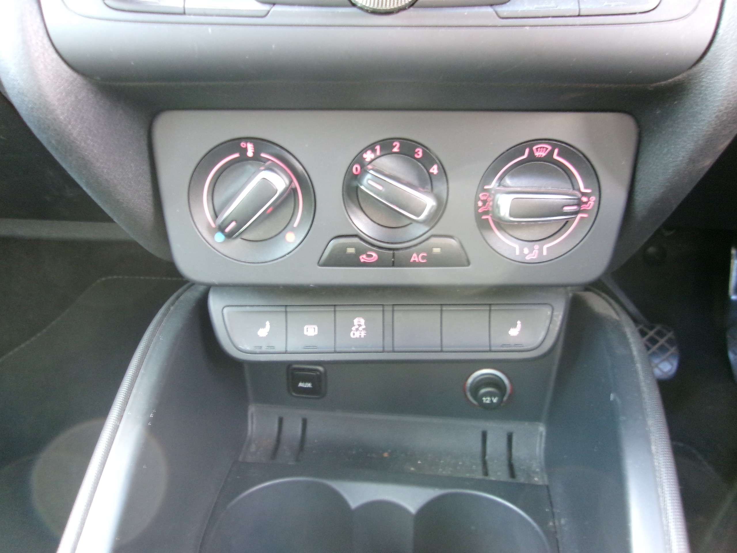 2013 AUDI A1 2013 AUDI A1