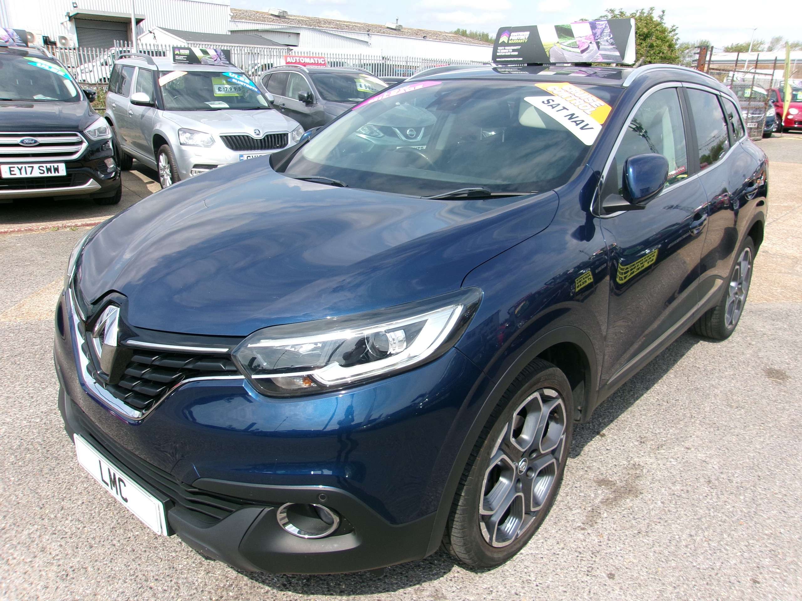 A 2017 RENAULT KADJAR 1.2 TCe Dynamique S Nav SUV 5dr Petrol Manual Euro 6 (s/s) (130 ps) A 2017 RENAULT KADJAR 1.2 TCe Dynamique S Nav SUV 5dr Petrol Manual Euro 6 (s/s) (130 ps)