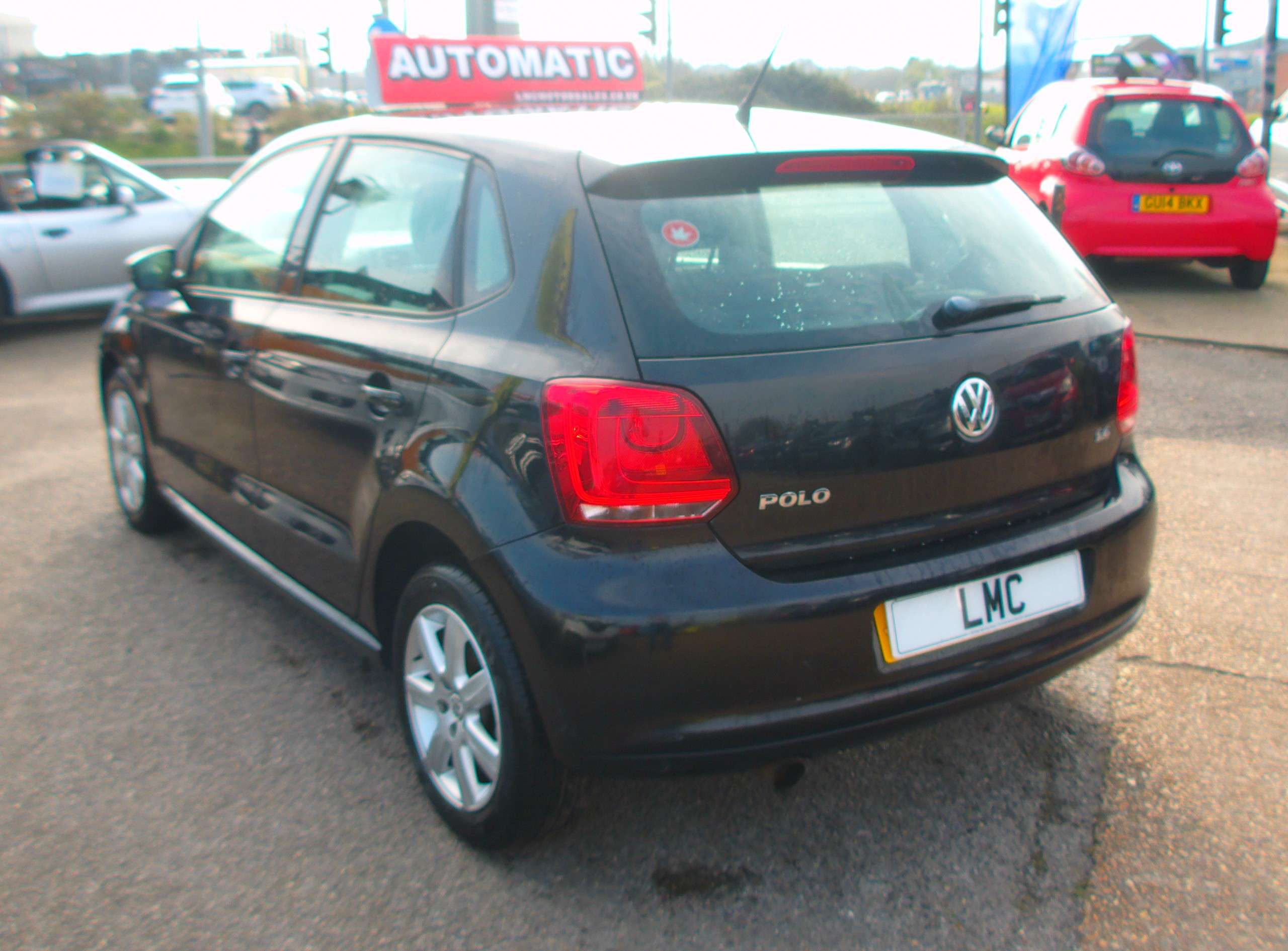 A 2010 VOLKSWAGEN POLO 1.4 SE Hatchback 5dr Petrol DSG A 2010 VOLKSWAGEN POLO 1.4 SE Hatchback 5dr Petrol DSG
