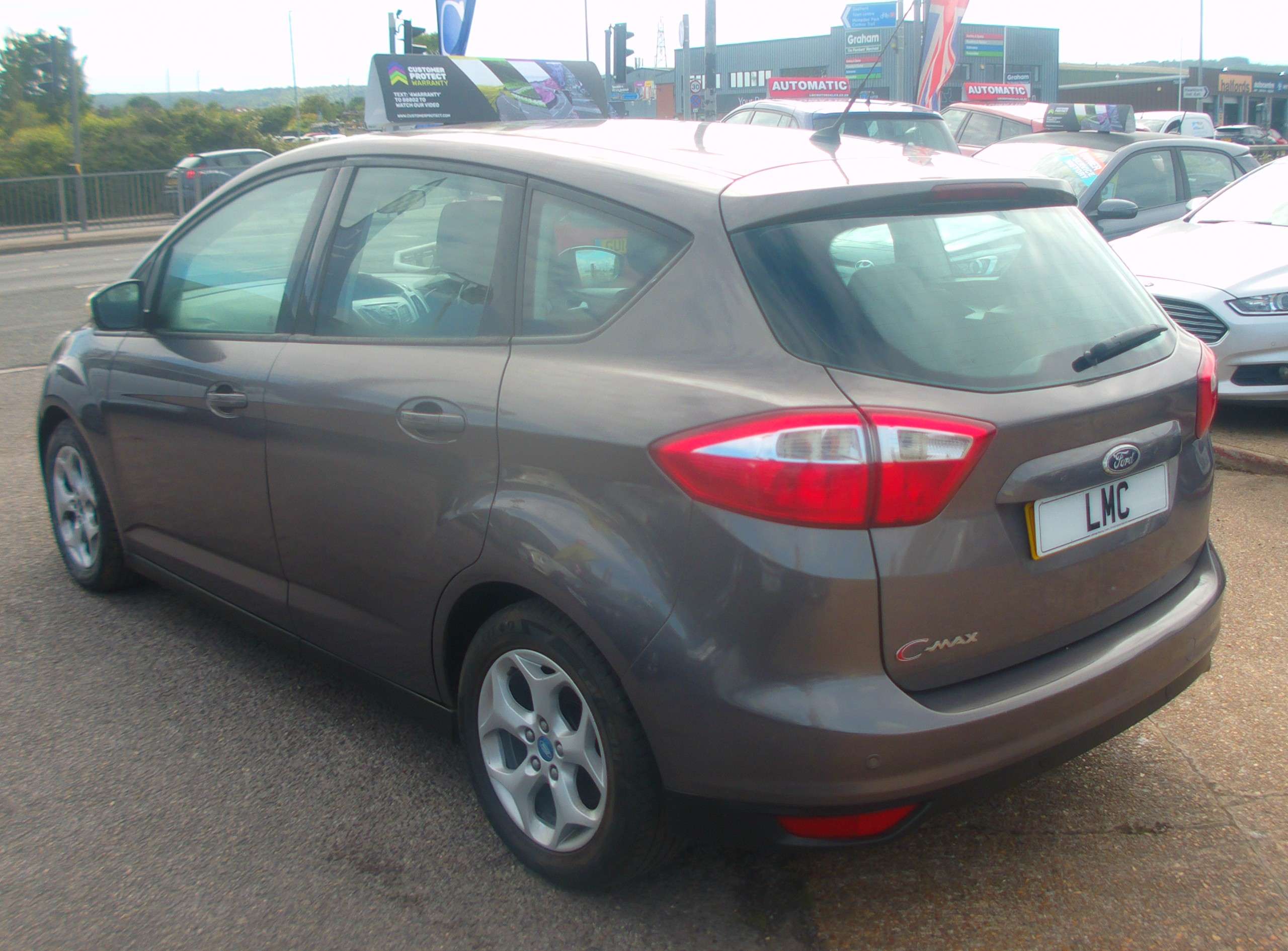 A 2013 FORD C-MAX 1.6 ZETEC TDCI 5-Door A 2013 FORD C-MAX 1.6 ZETEC TDCI 5-Door