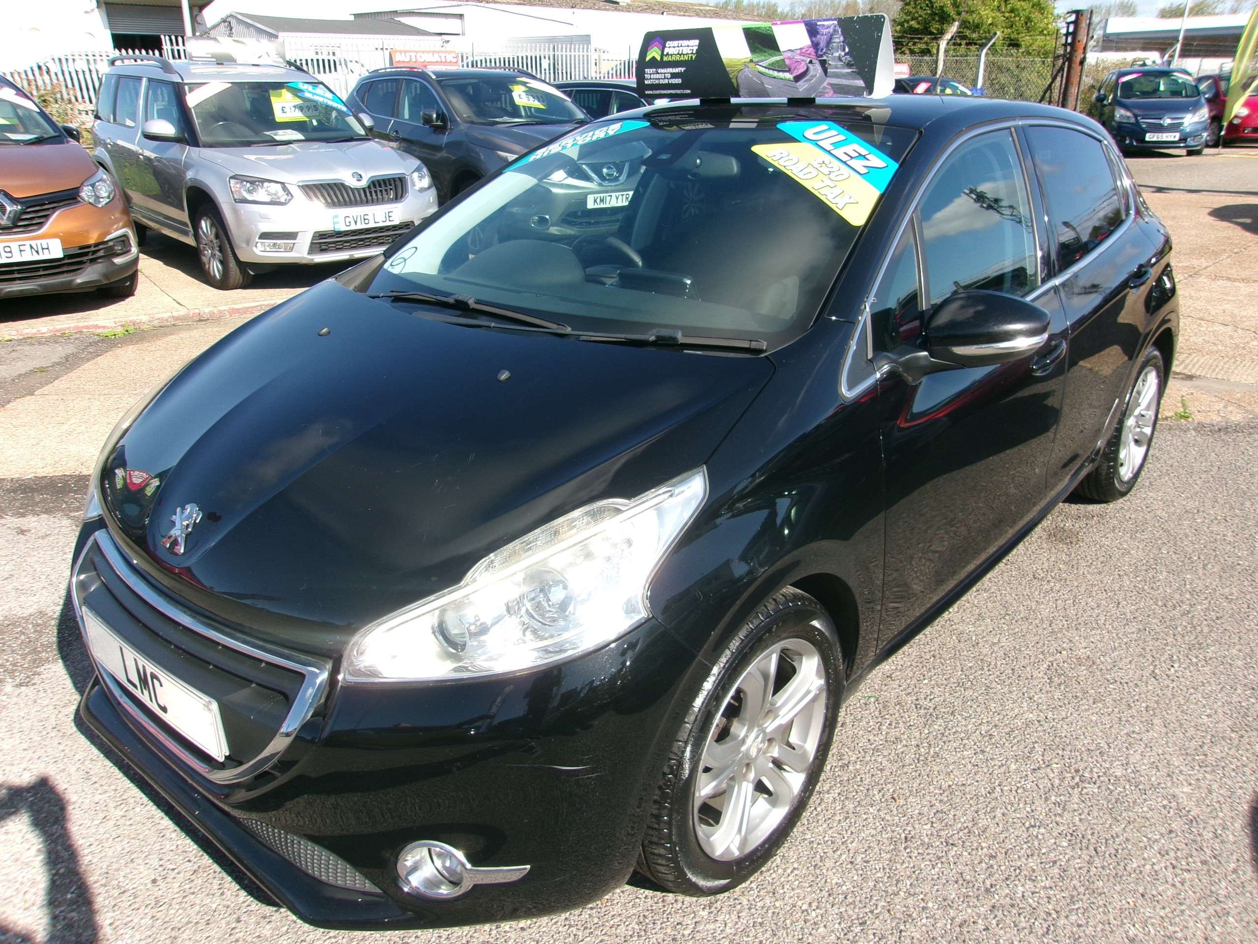 A 2015 PEUGEOT 208 1.2 VTi PureTech Allure Hatchback 5dr Petrol Manual Euro 6 (82 ps) A 2015 PEUGEOT 208 1.2 VTi PureTech Allure Hatchback 5dr Petrol Manual Euro 6 (82 ps)