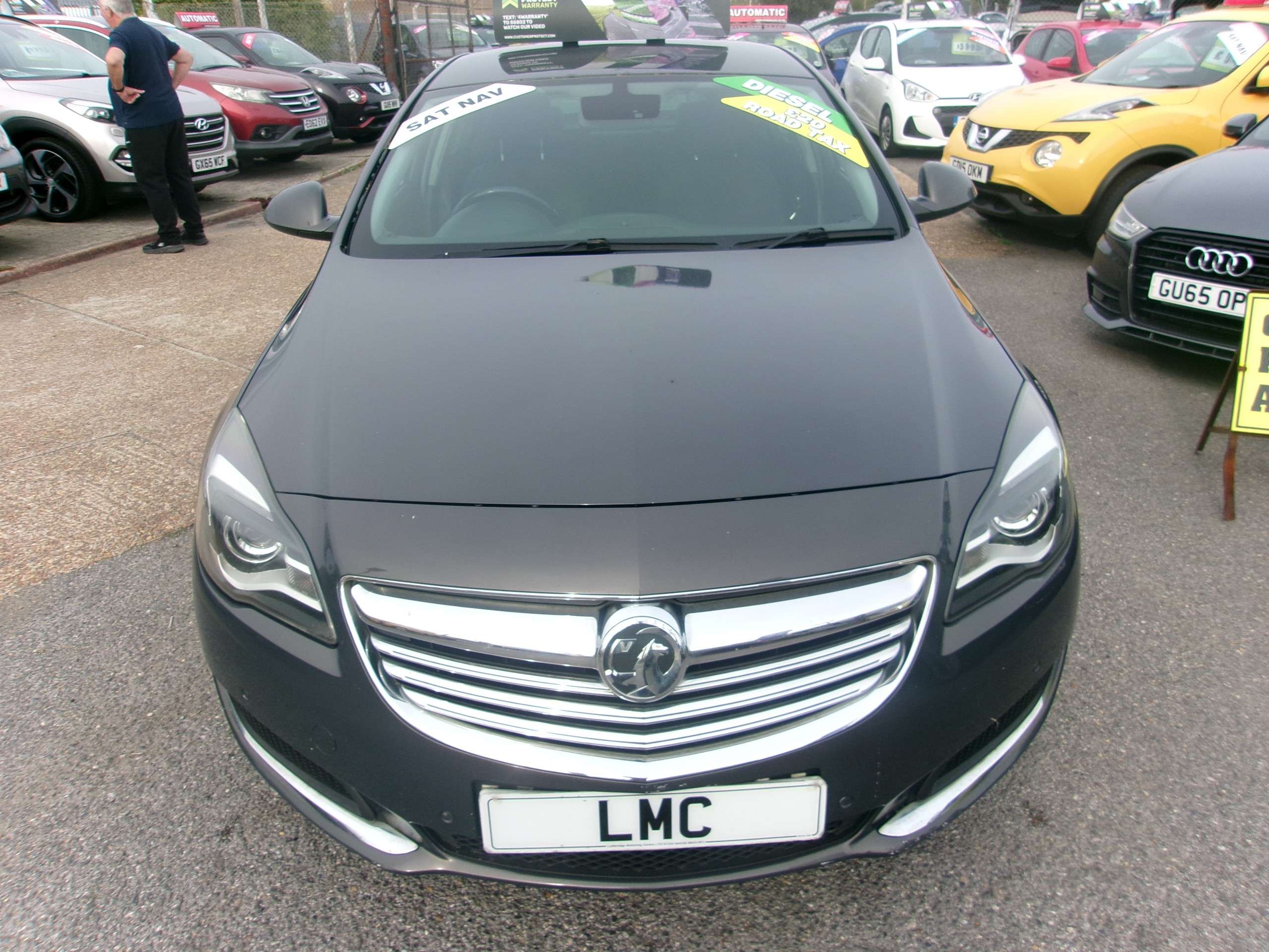 A 2014 VAUXHALL INSIGNIA 2.0 CDTi ecoFLEX Tech Line Hatchback 5dr Diesel Manual Euro 5 (s/s) (140 ps) A 2014 VAUXHALL INSIGNIA 2.0 CDTi ecoFLEX Tech Line Hatchback 5dr Diesel Manual Euro 5 (s/s) (140 ps)