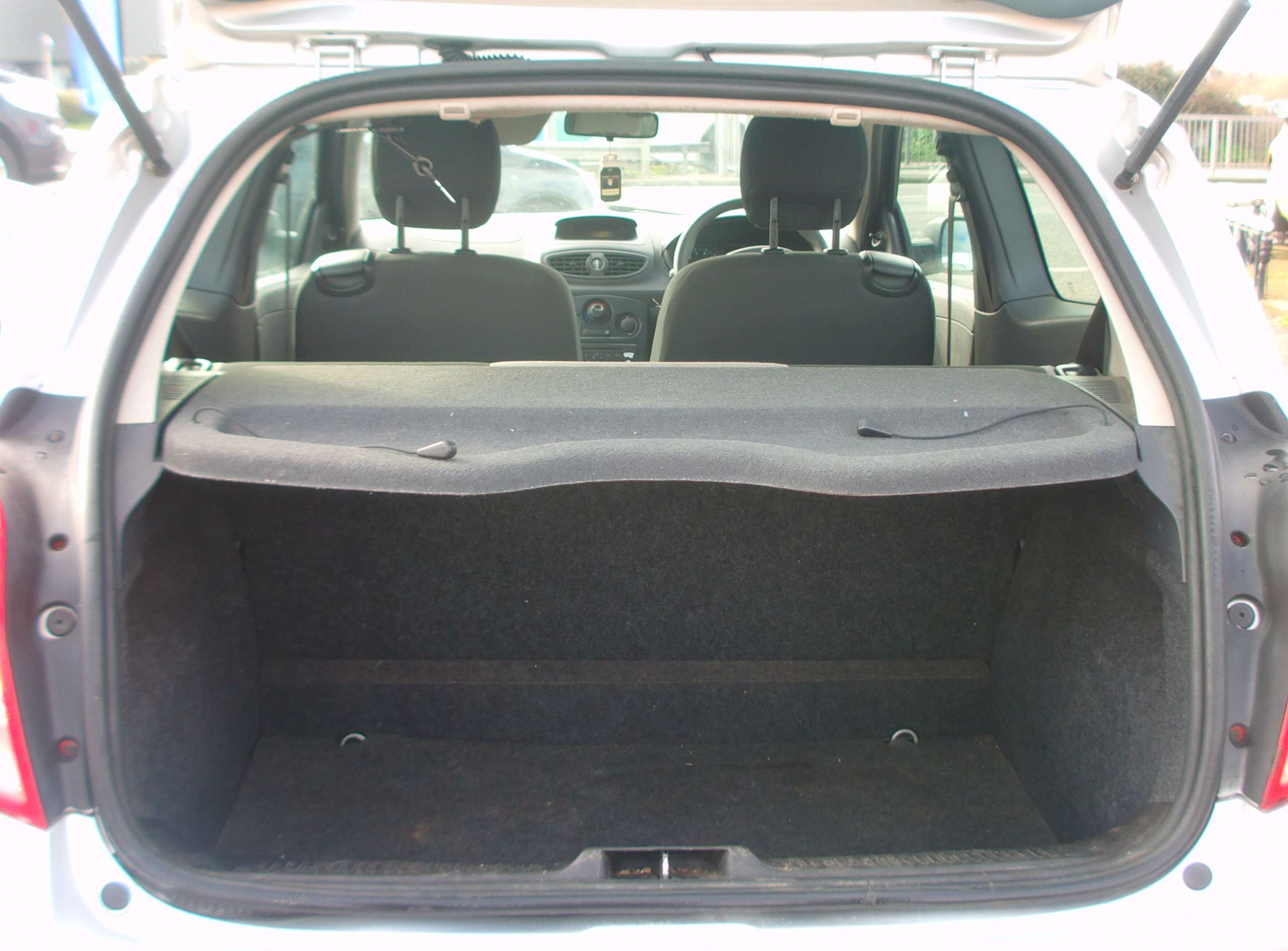 2009 RENAULT CLIO 2009 RENAULT CLIO