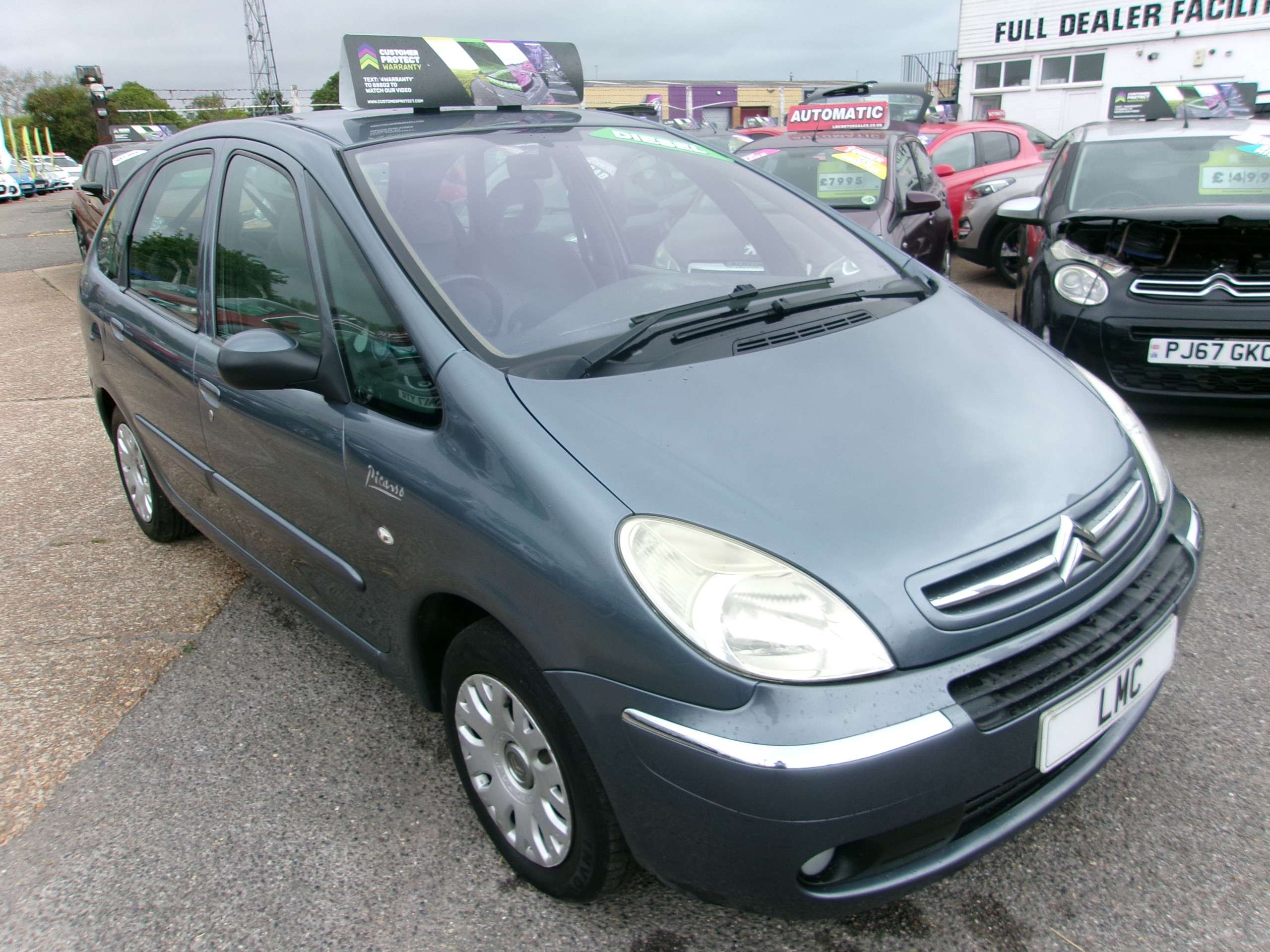 A 2006 CITROEN XSARA PICASSO 1.6 HDi Desire MPV 5dr Diesel Manual (135 g/km, 92 bhp) A 2006 CITROEN XSARA PICASSO 1.6 HDi Desire MPV 5dr Diesel Manual (135 g/km, 92 bhp)
