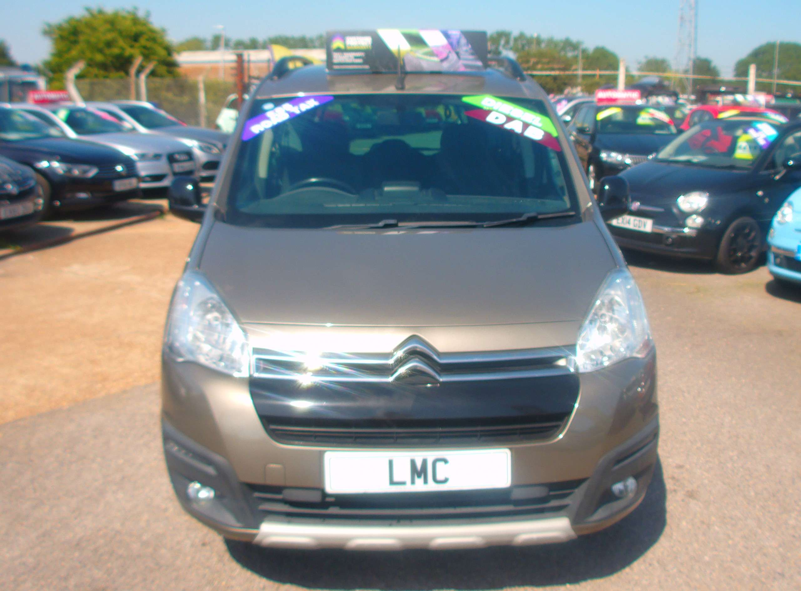 A 2015 CITROEN BERLINGO 1.6 BlueHDi XTR Multispace MPV 5dr Diesel Manual Euro 6 (100 ps) A 2015 CITROEN BERLINGO 1.6 BlueHDi XTR Multispace MPV 5dr Diesel Manual Euro 6 (100 ps)