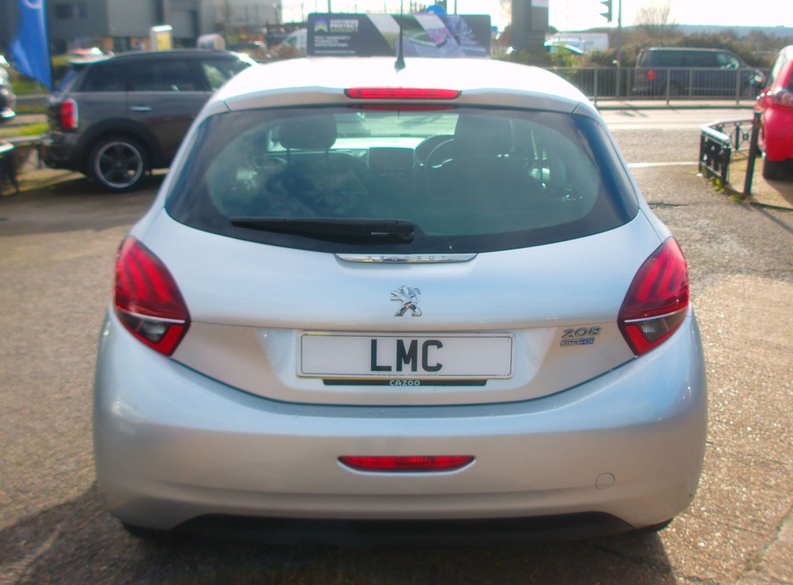 2015 PEUGEOT 208 2015 PEUGEOT 208